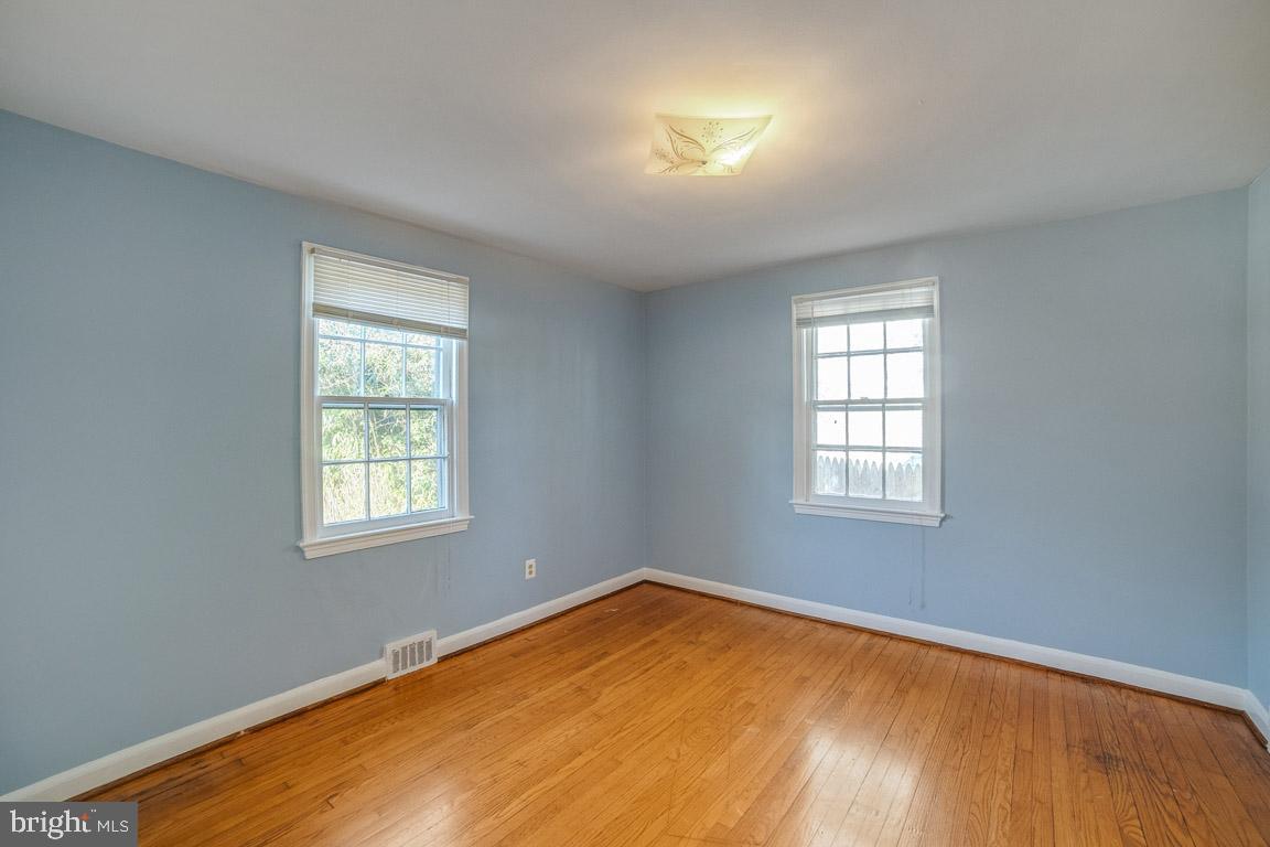 DANIELS - Residential Lease