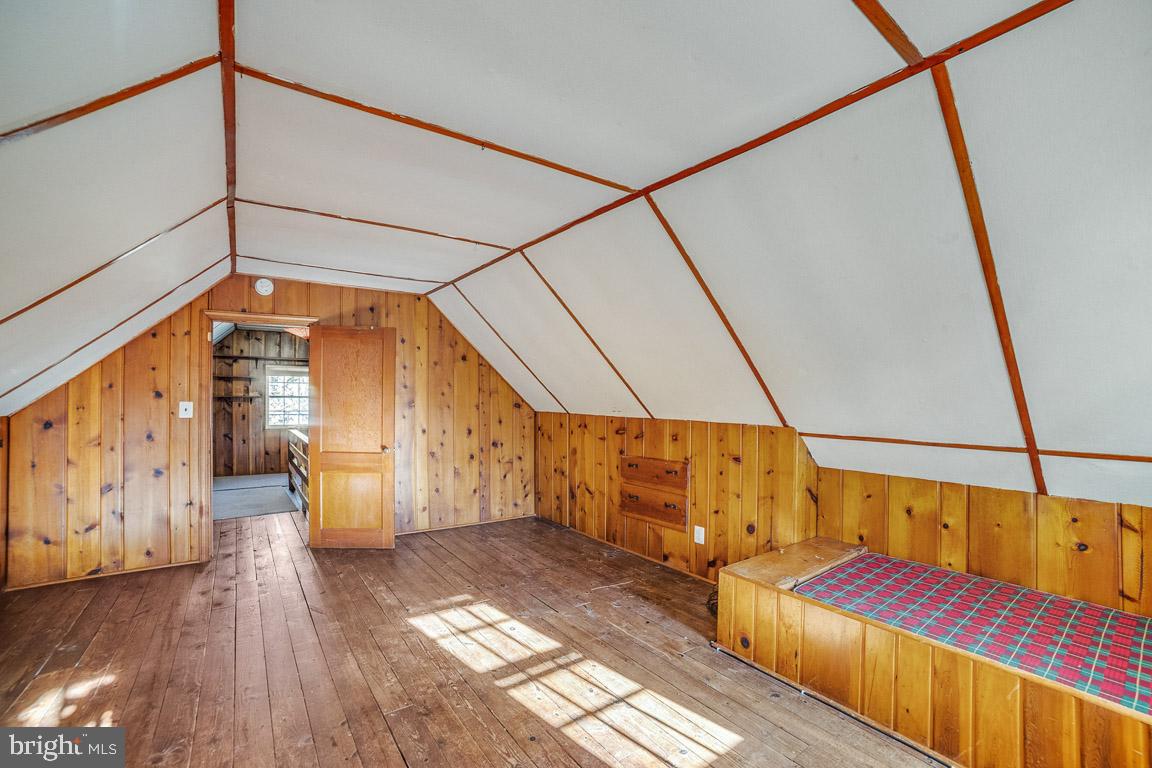 DANIELS - Residential Lease