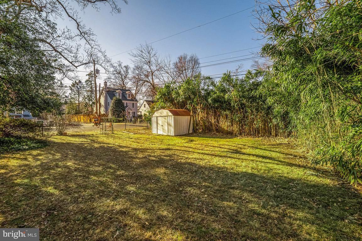 DANIELS - Residential Lease