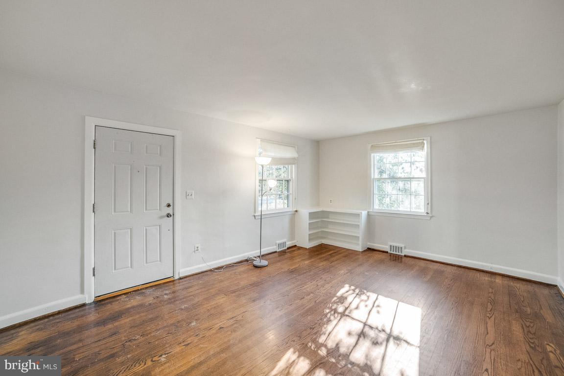 DANIELS - Residential Lease