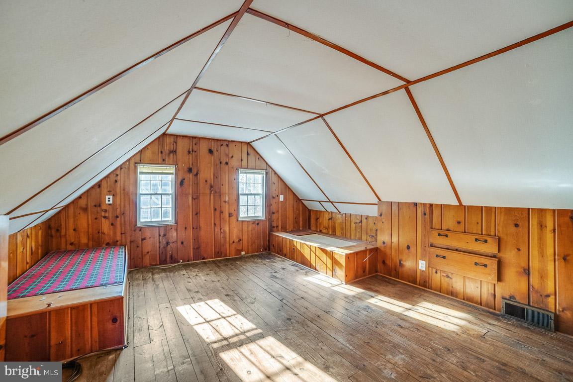 DANIELS - Residential Lease