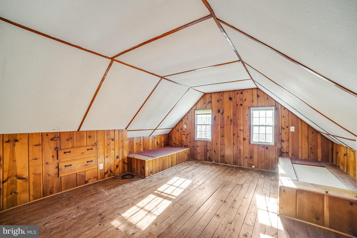 DANIELS - Residential Lease