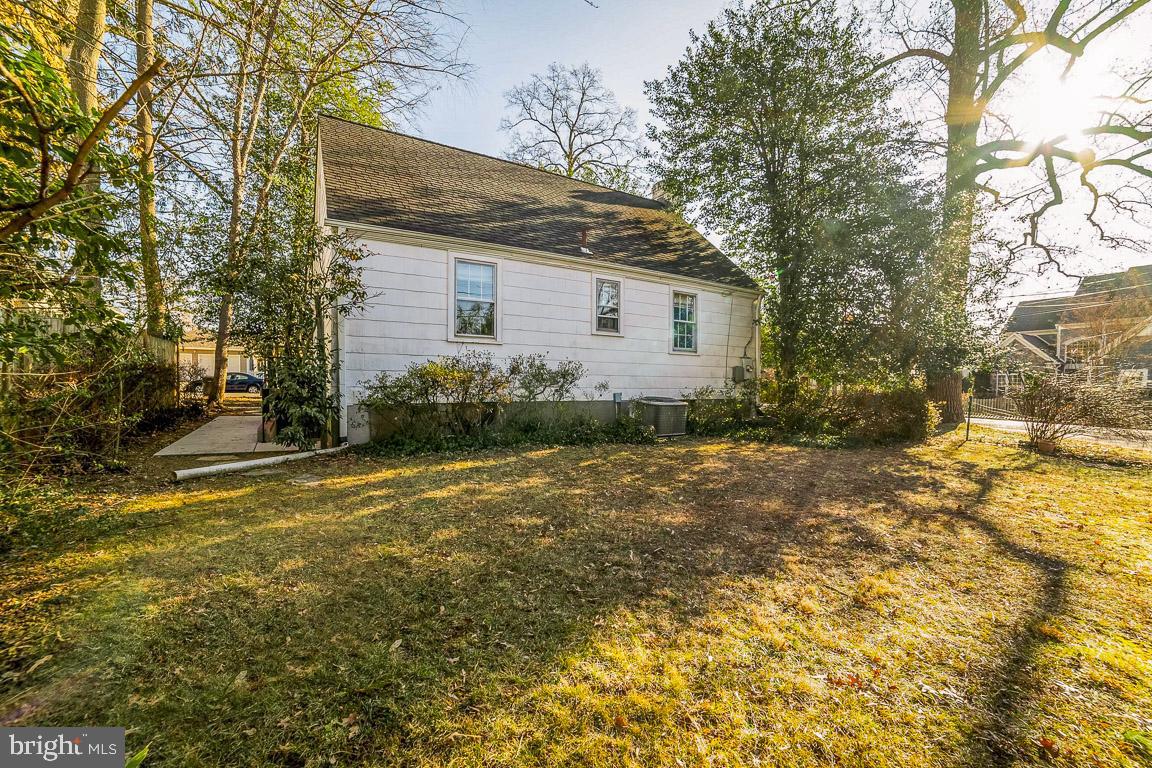 DANIELS - Residential Lease