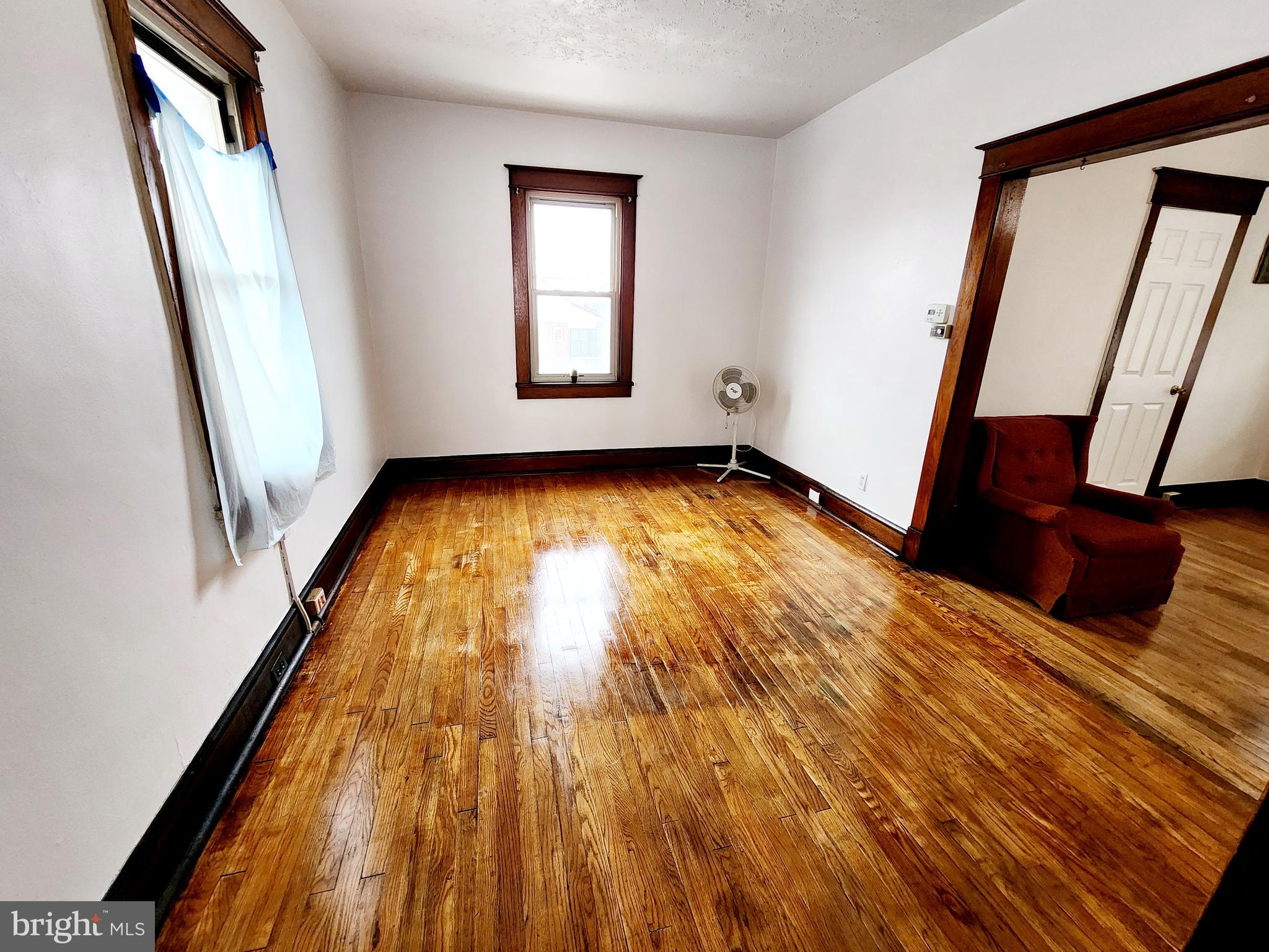 LAINGS - Residential