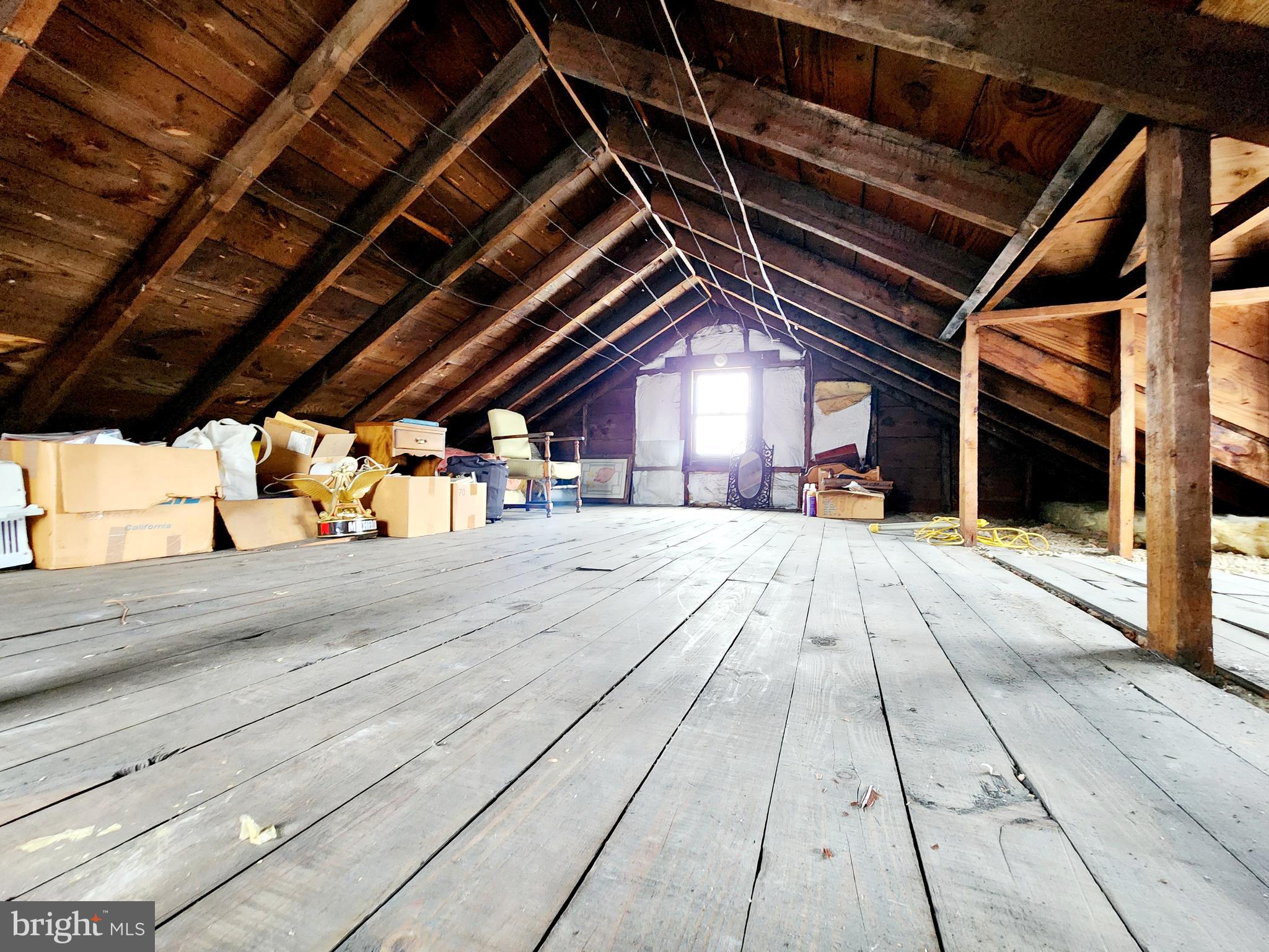 LAINGS - Residential