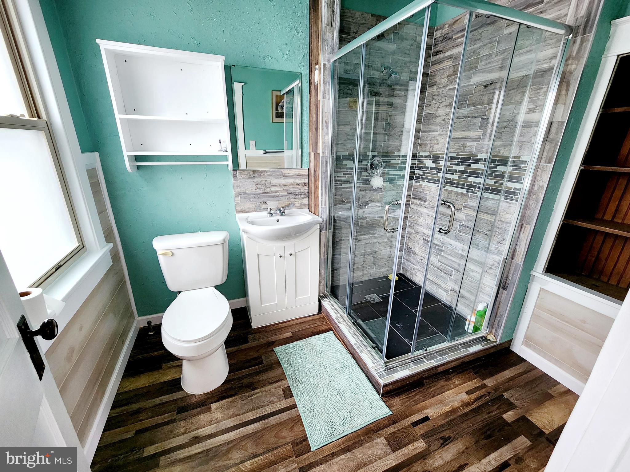 LAINGS - Residential