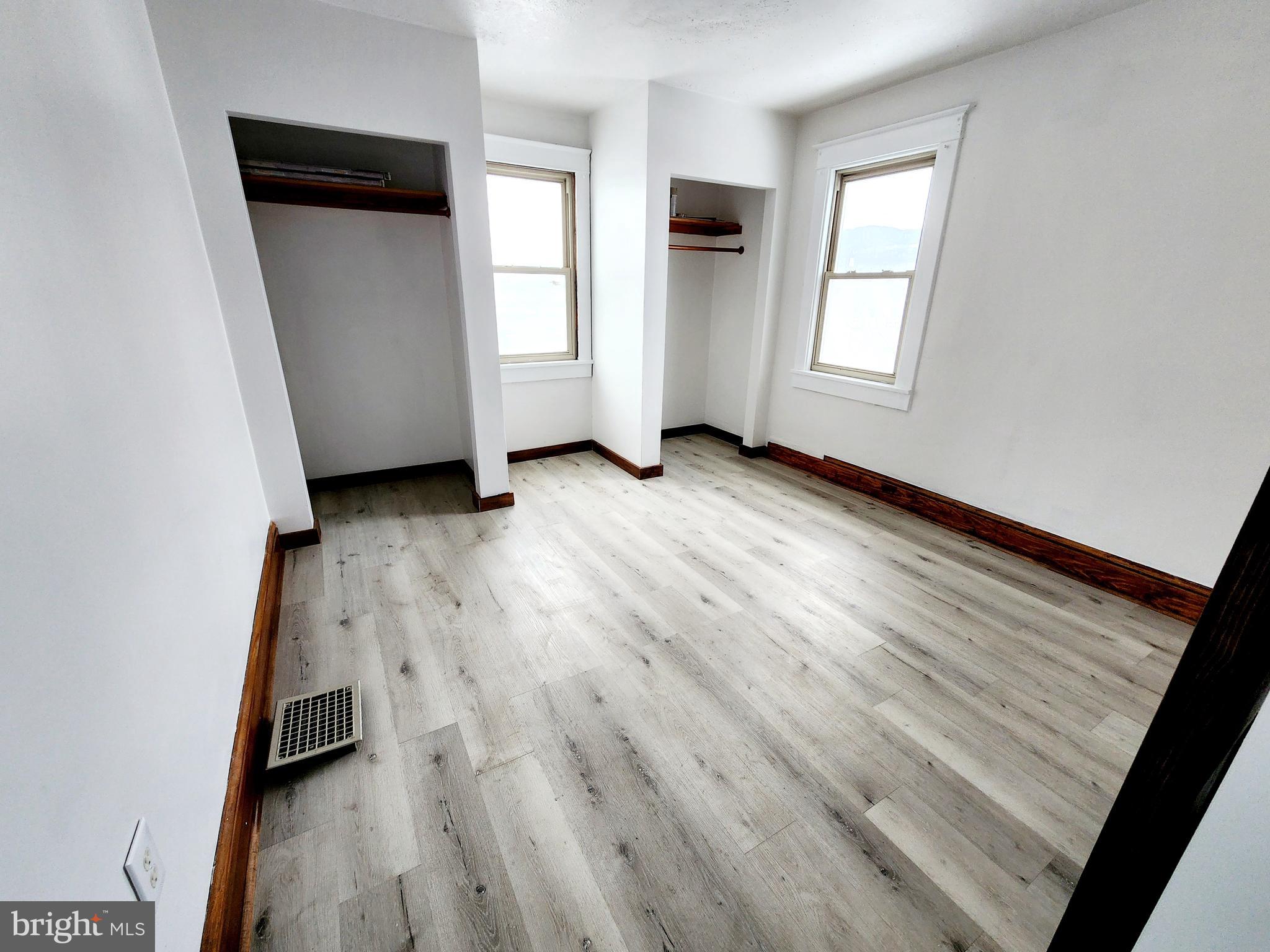 LAINGS - Residential