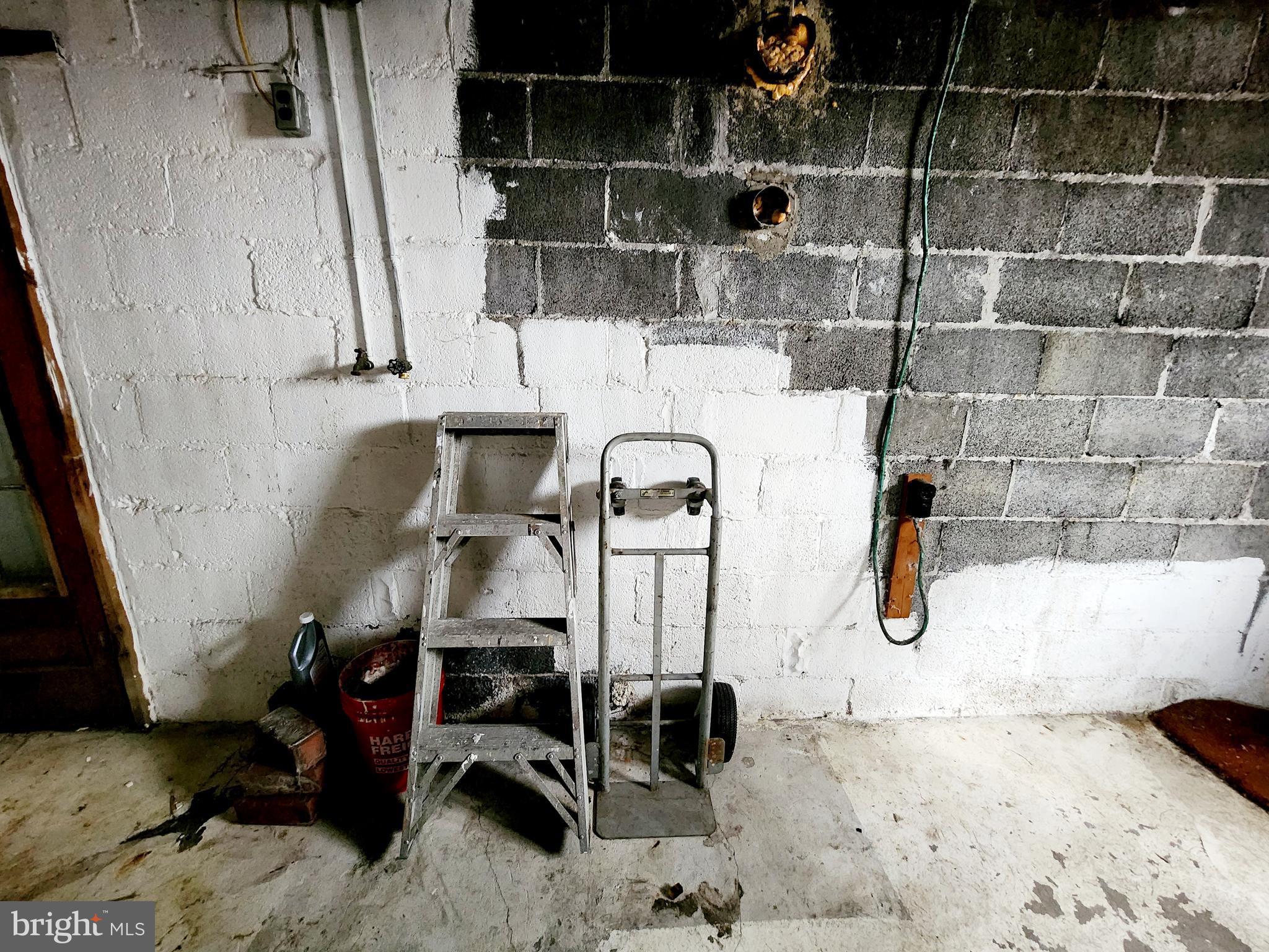 LAINGS - Residential