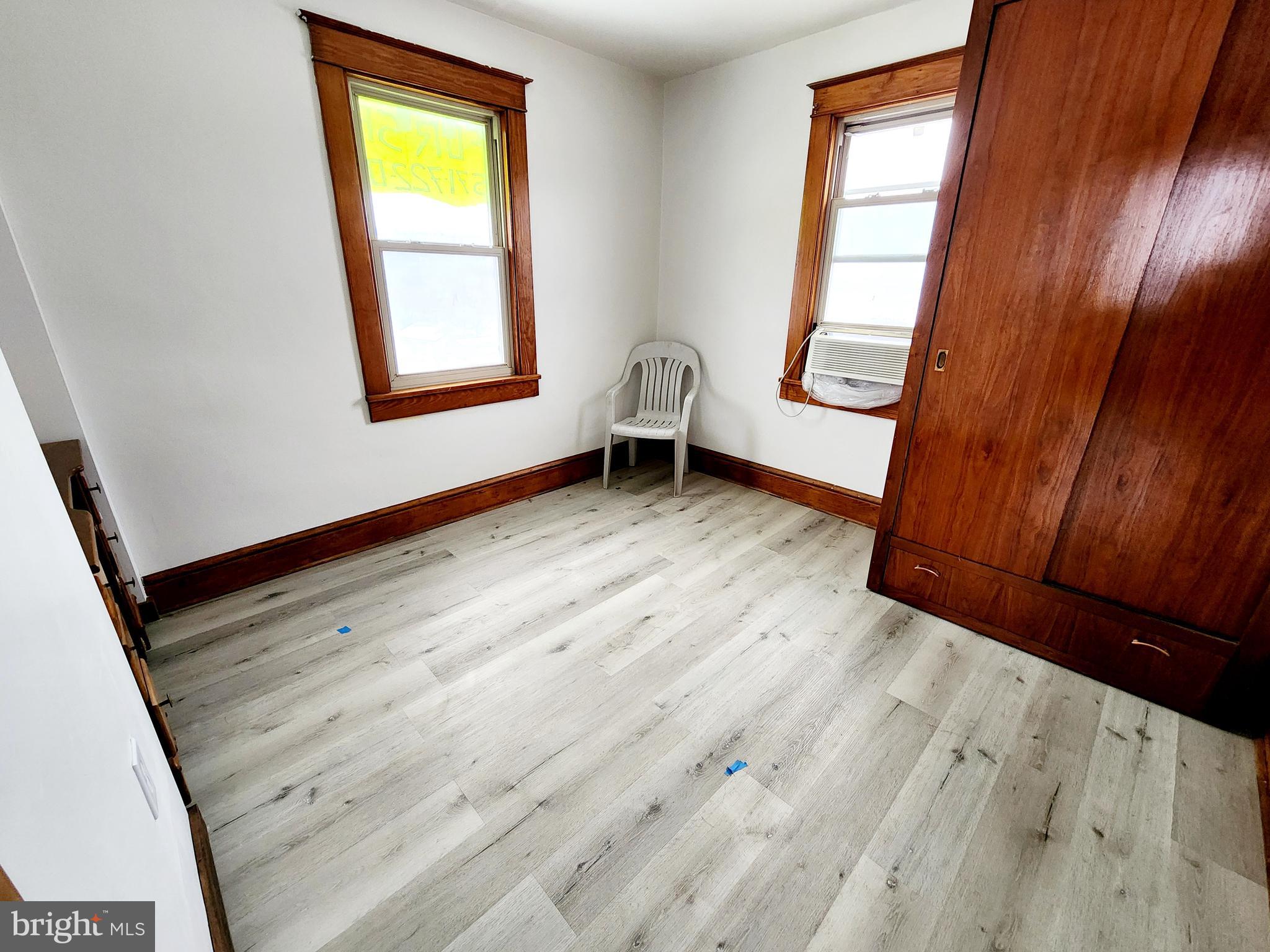 LAINGS - Residential