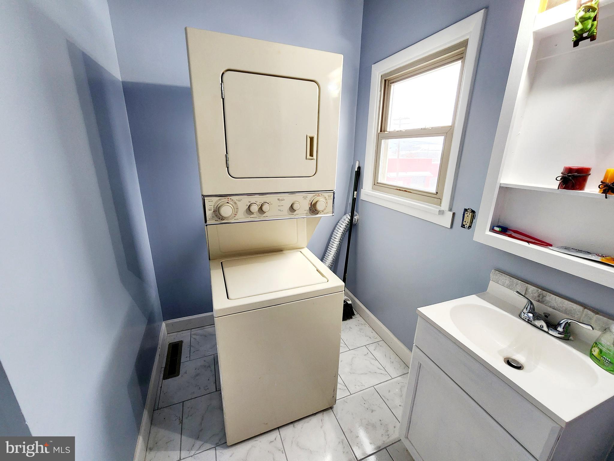 LAINGS - Residential