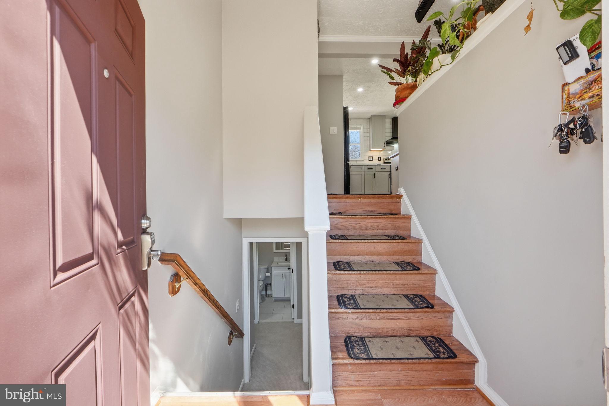 SILVER OAKS - Residential