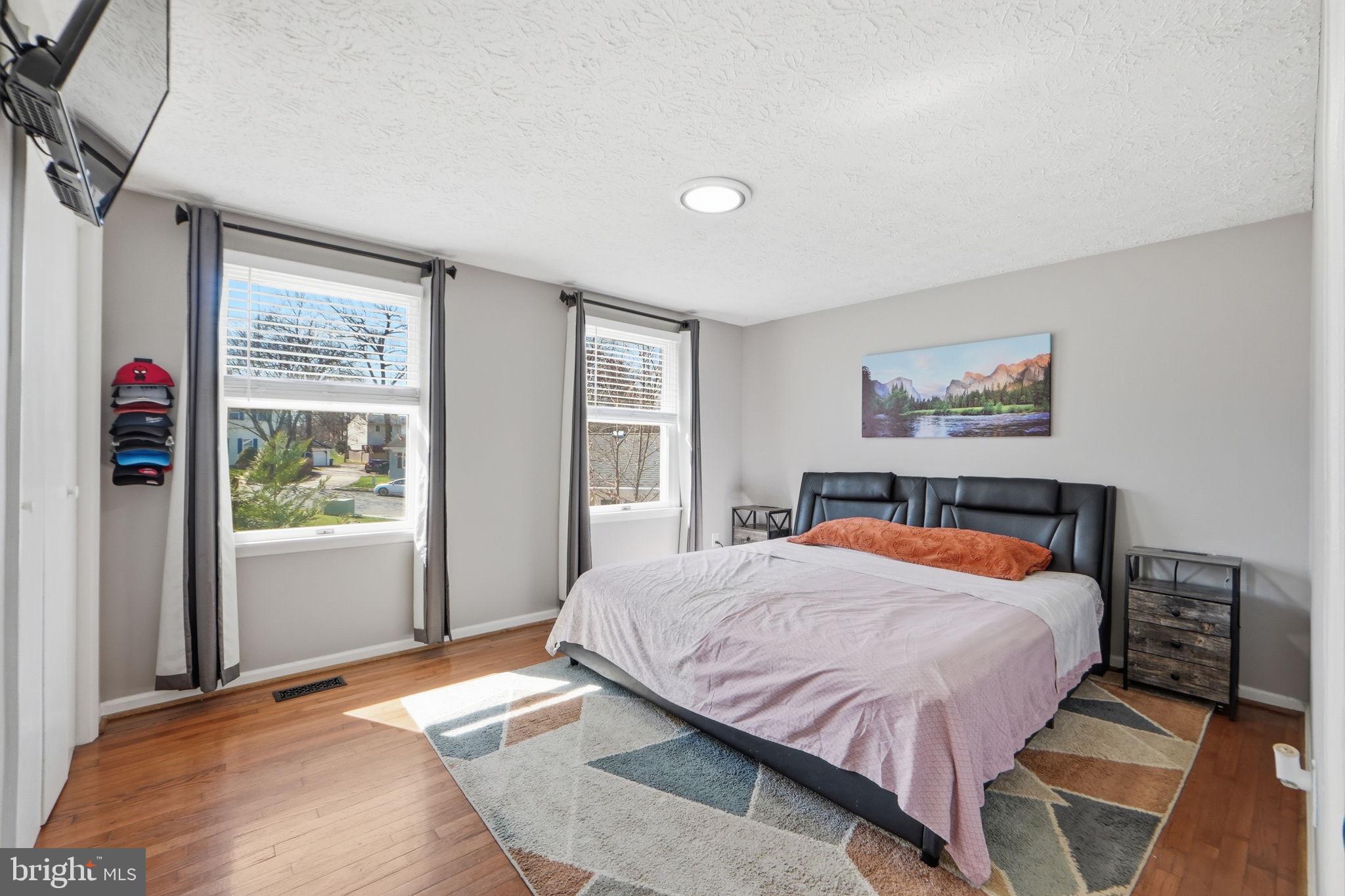 SILVER OAKS - Residential