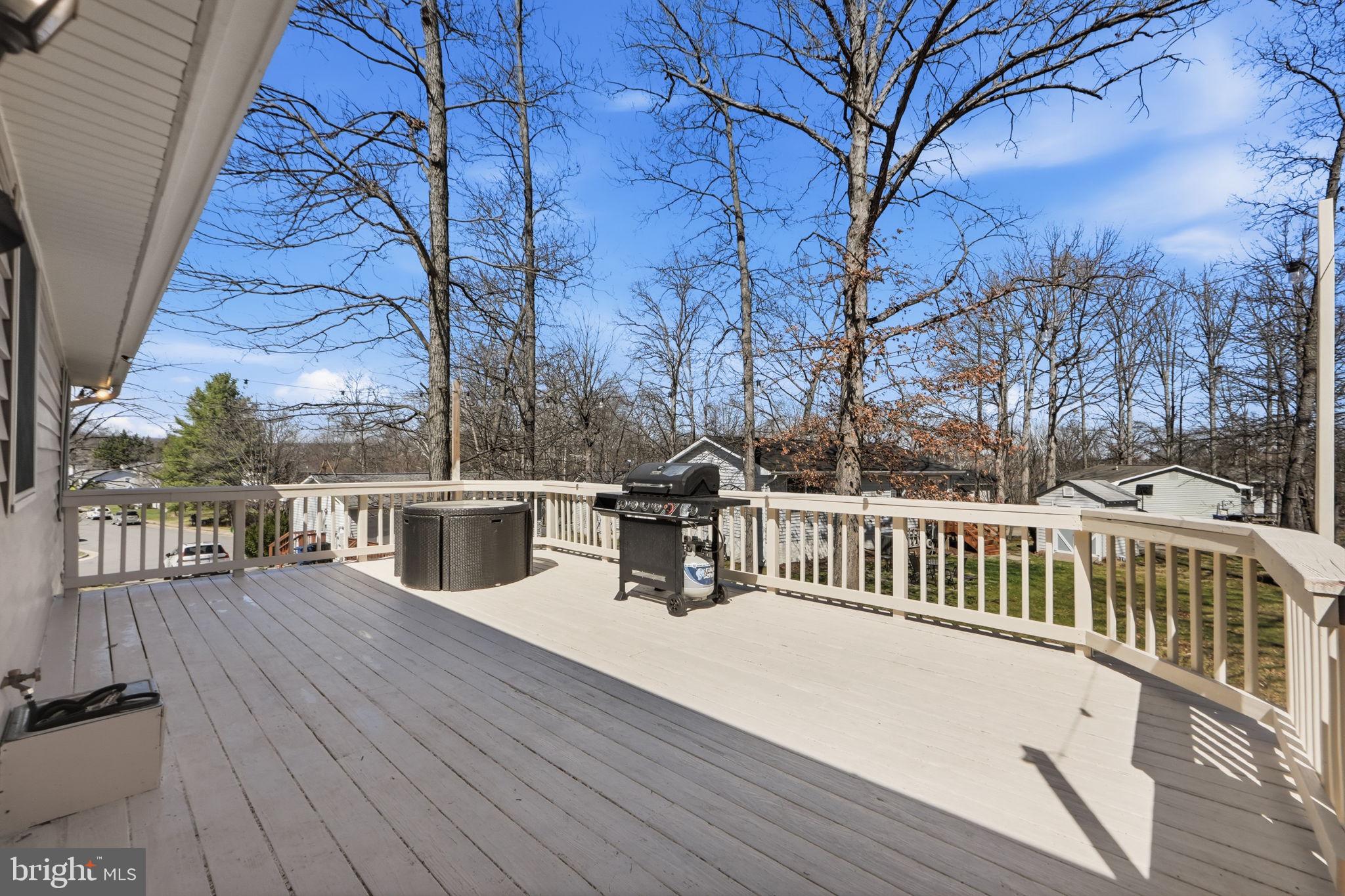 SILVER OAKS - Residential