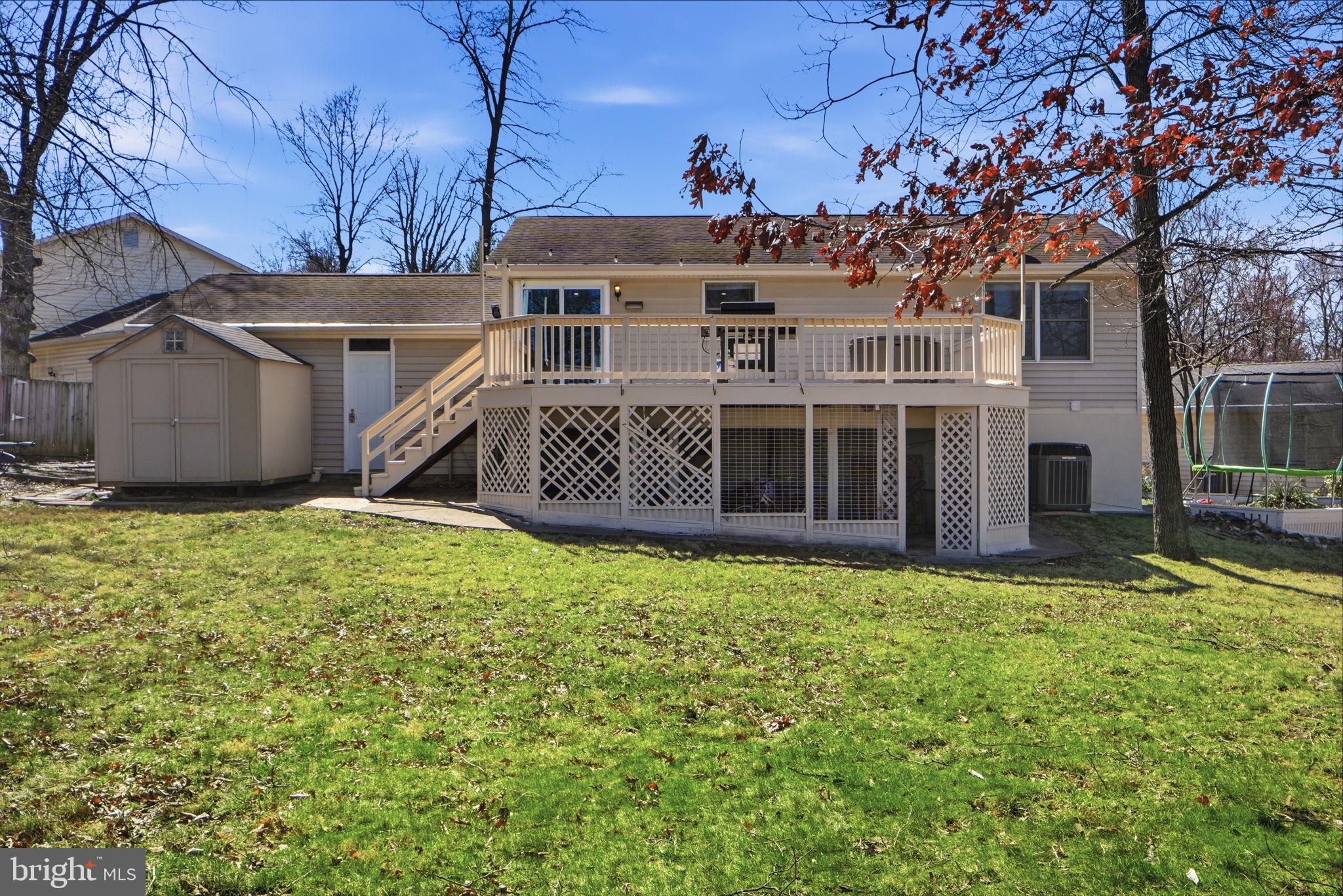 SILVER OAKS - Residential