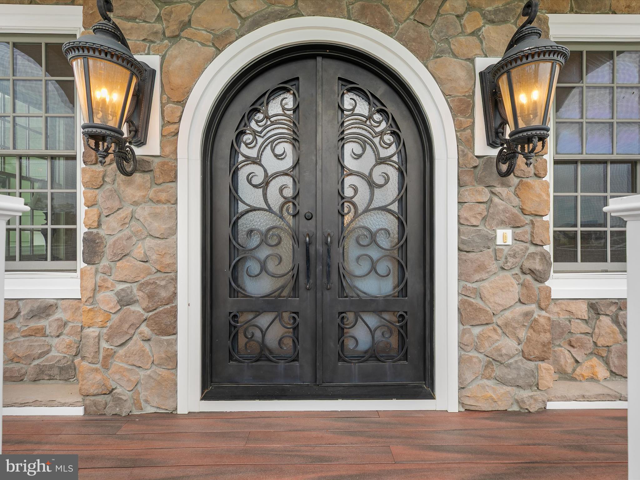 PENINSULA - Residential