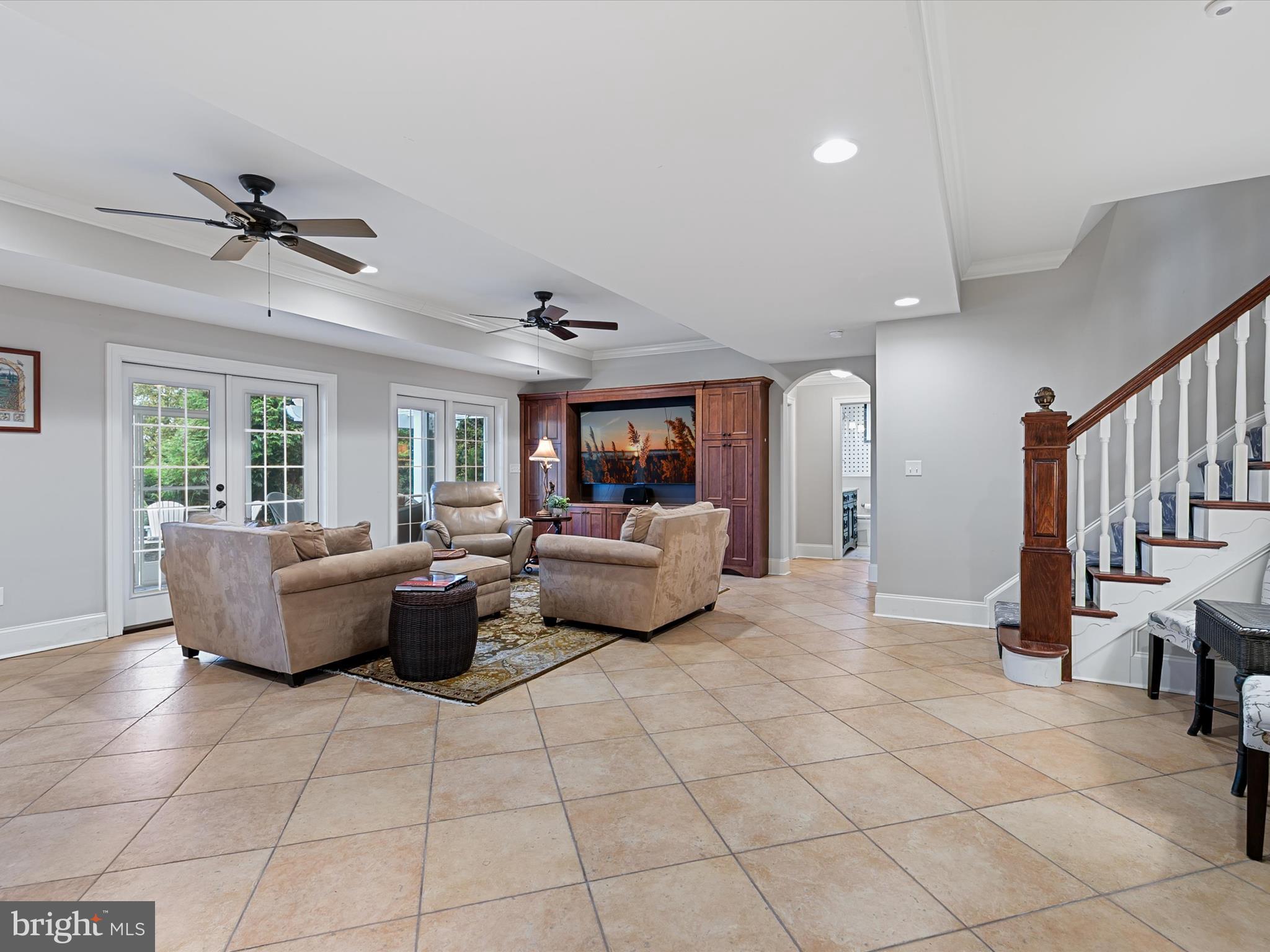 PENINSULA - Residential