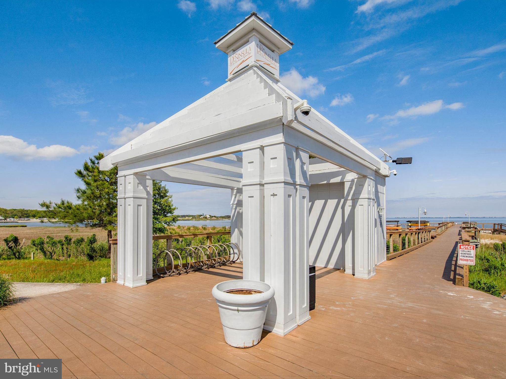 PENINSULA - Residential