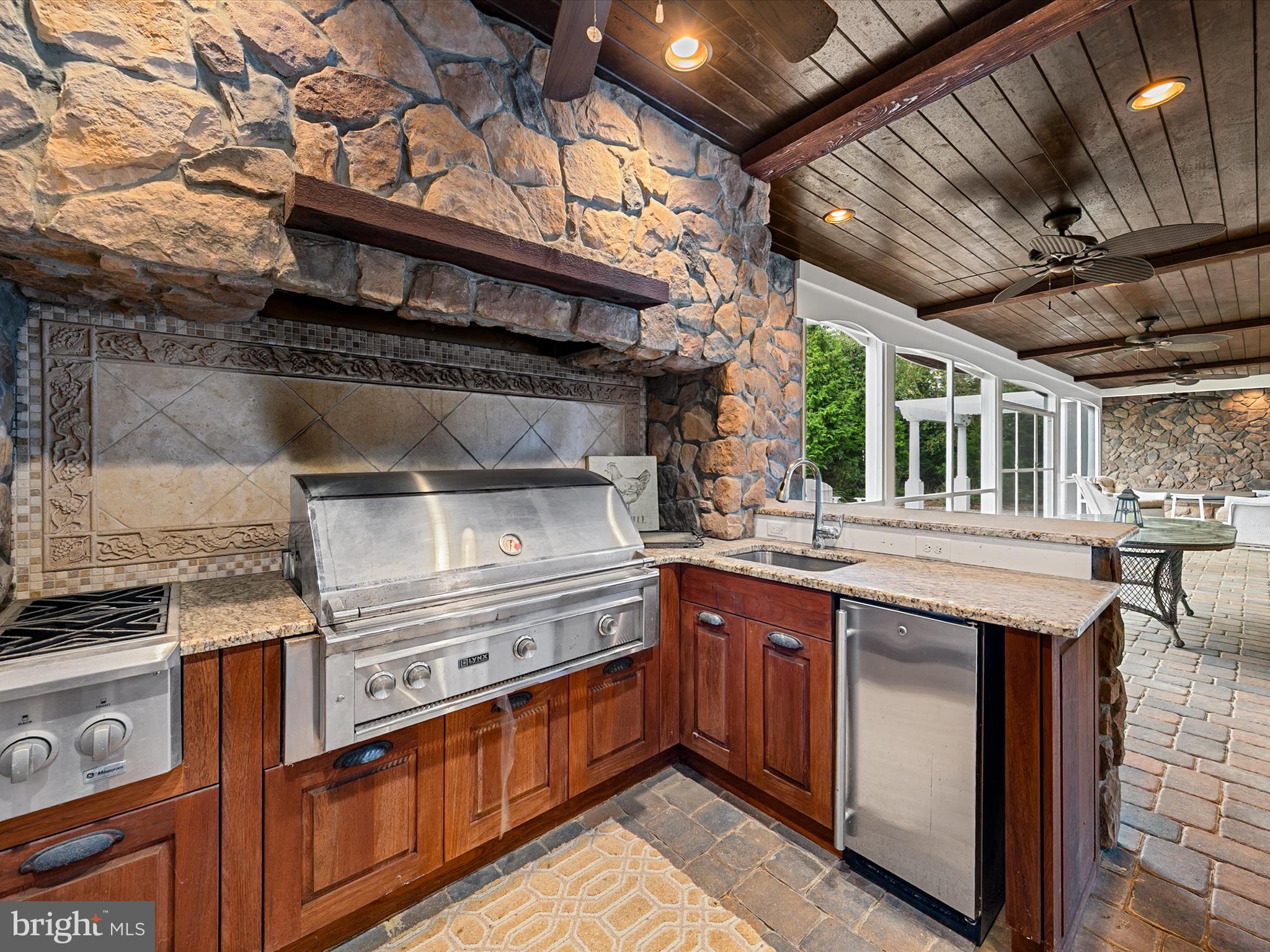 PENINSULA - Residential