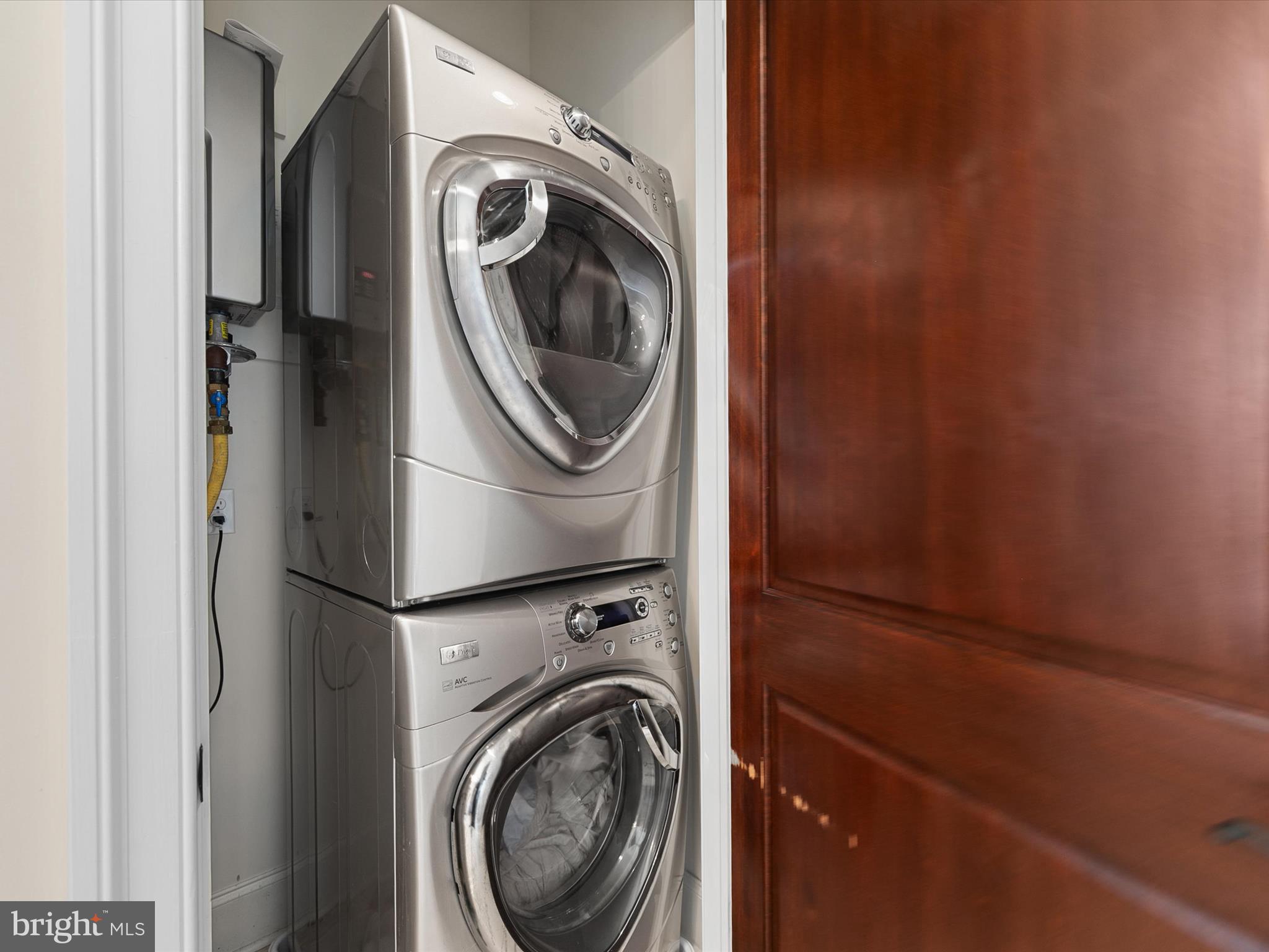 PENINSULA - Residential