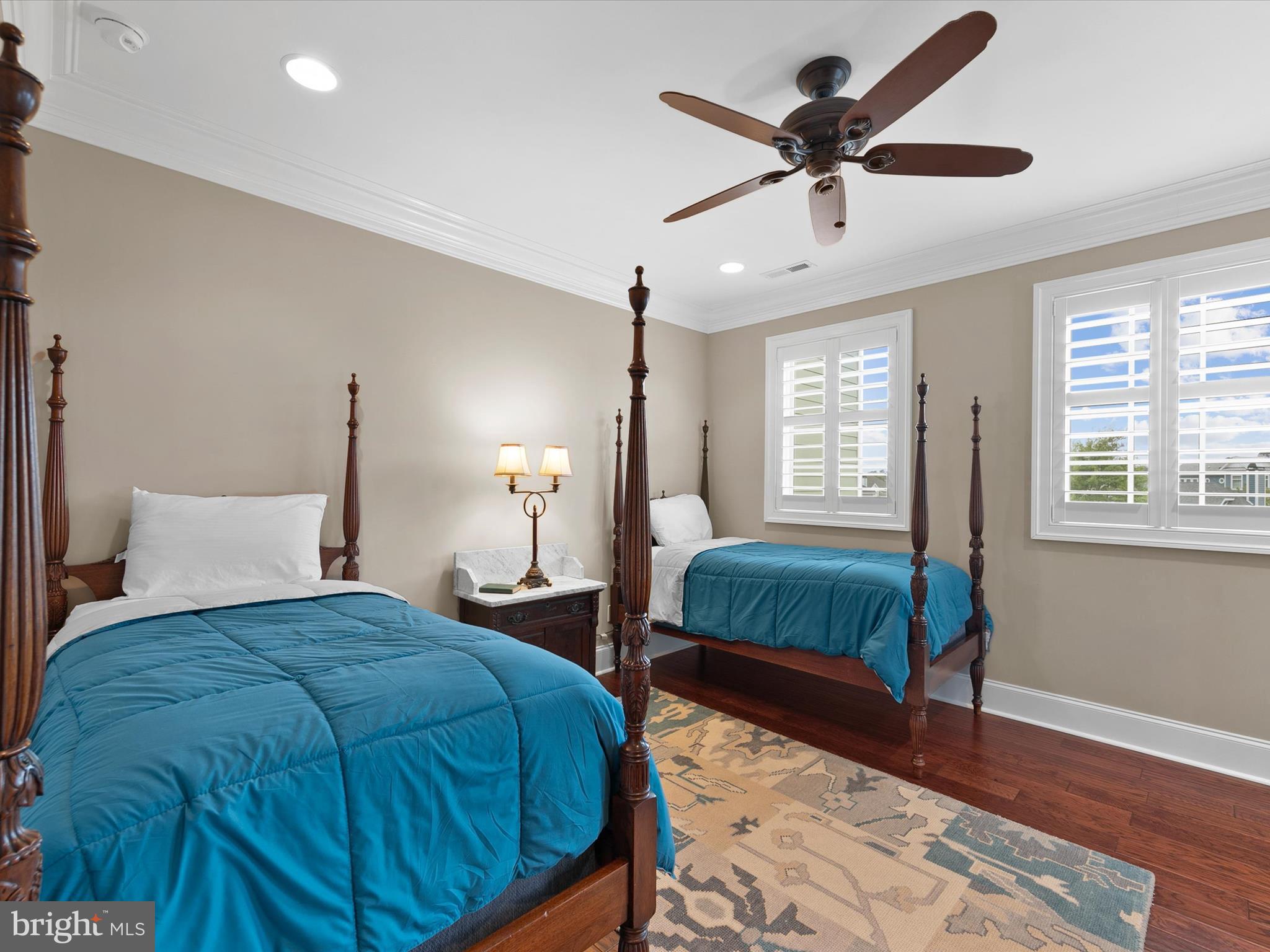 PENINSULA - Residential