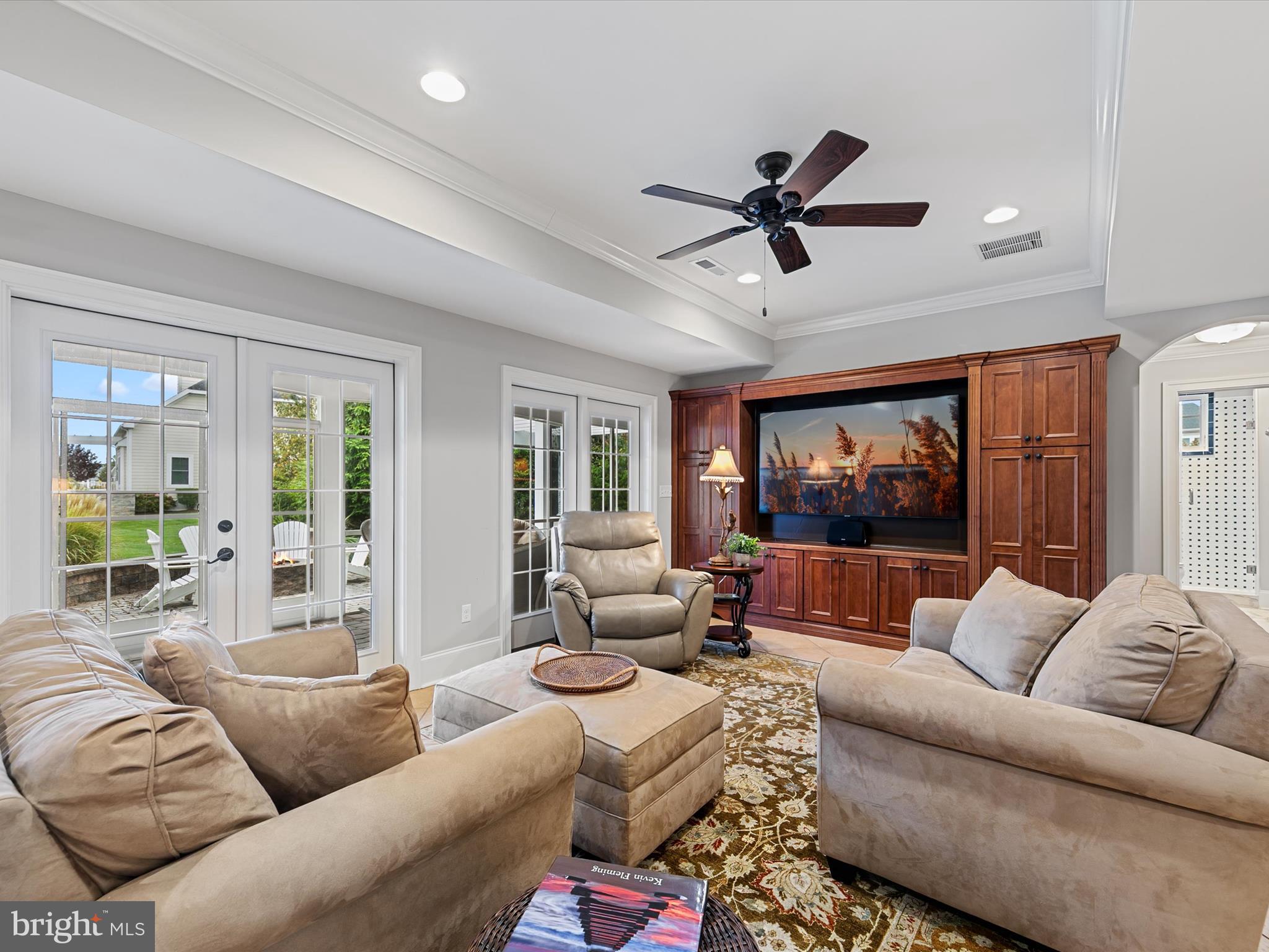 PENINSULA - Residential