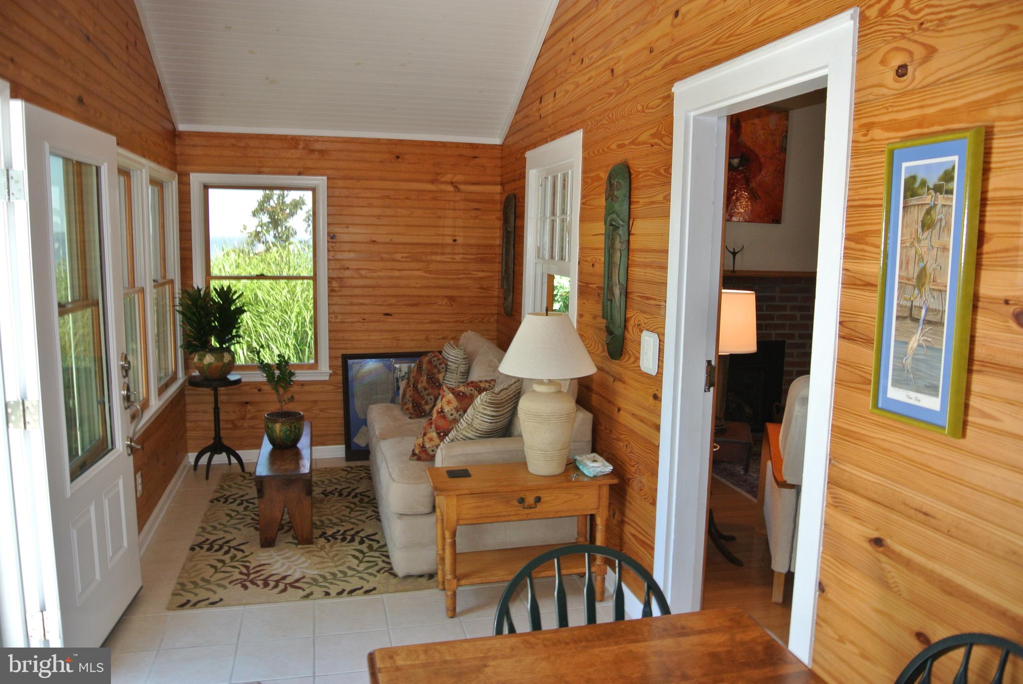 COBB ISLAND - Residential