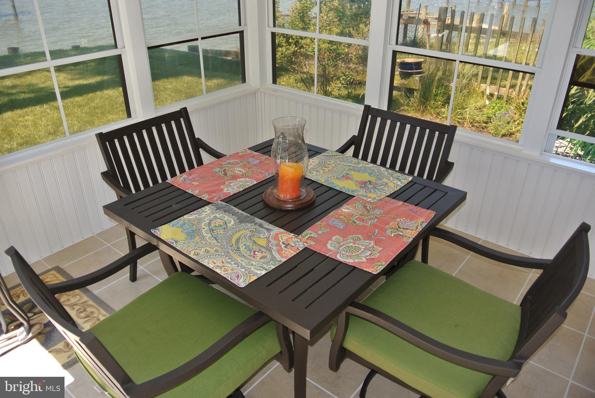 COBB ISLAND - Residential