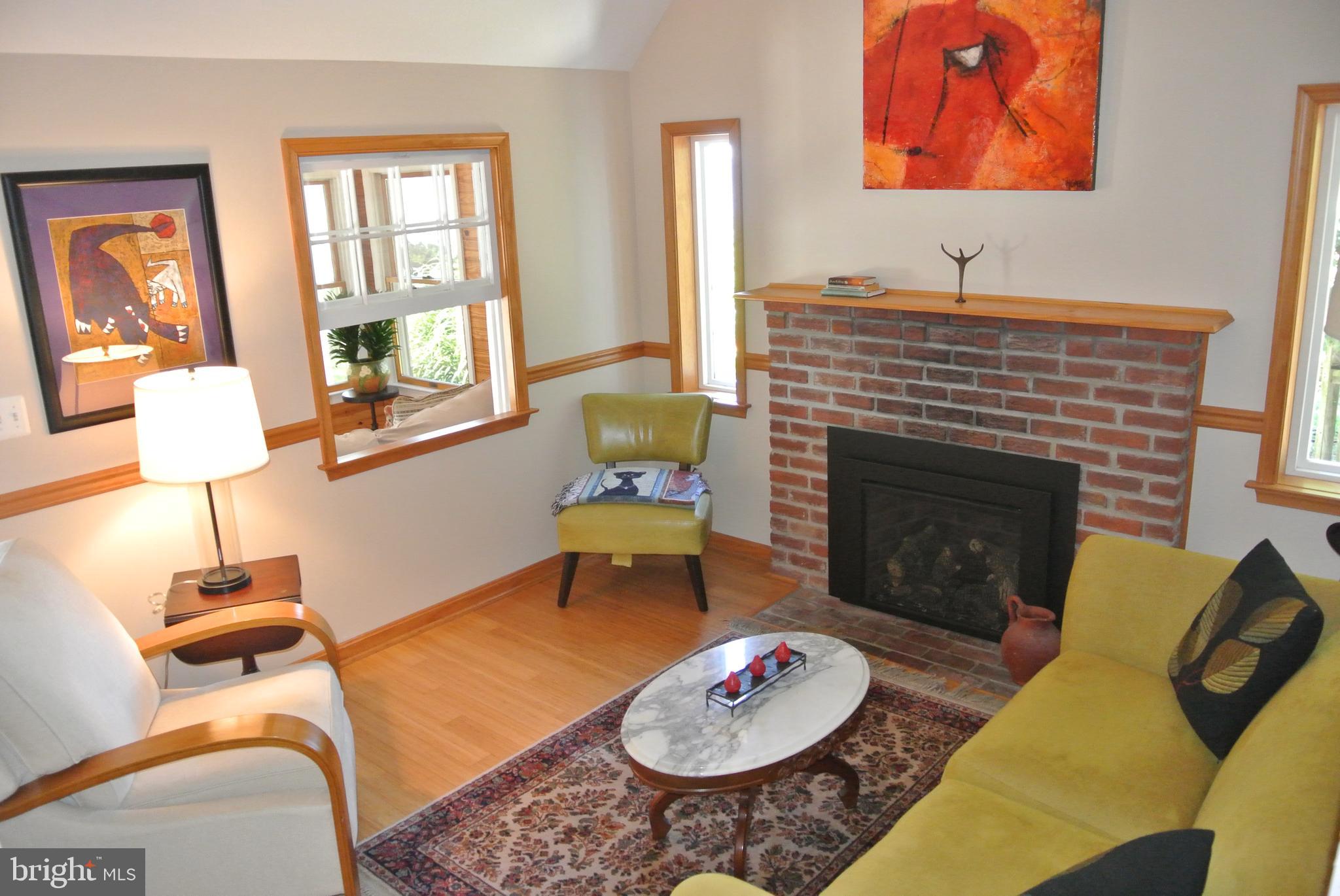 COBB ISLAND - Residential