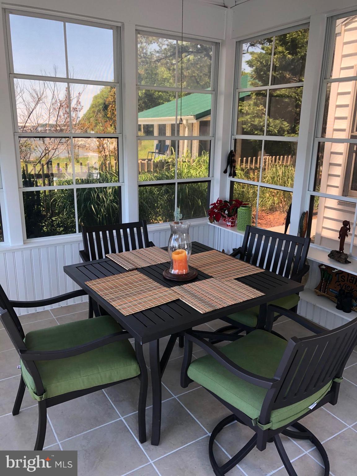 COBB ISLAND - Residential