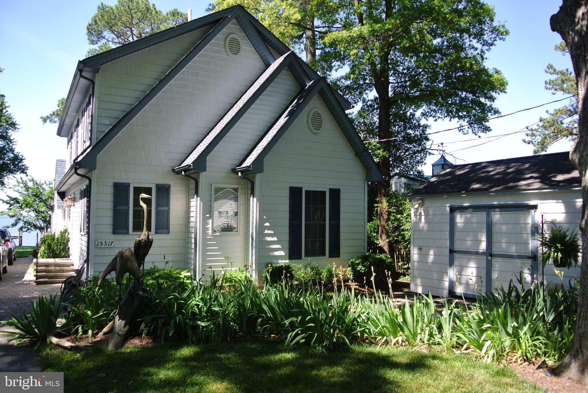 COBB ISLAND - Residential