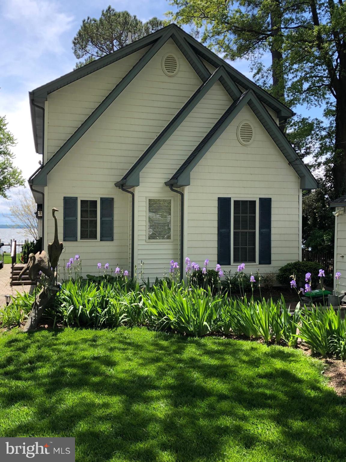 COBB ISLAND - Residential