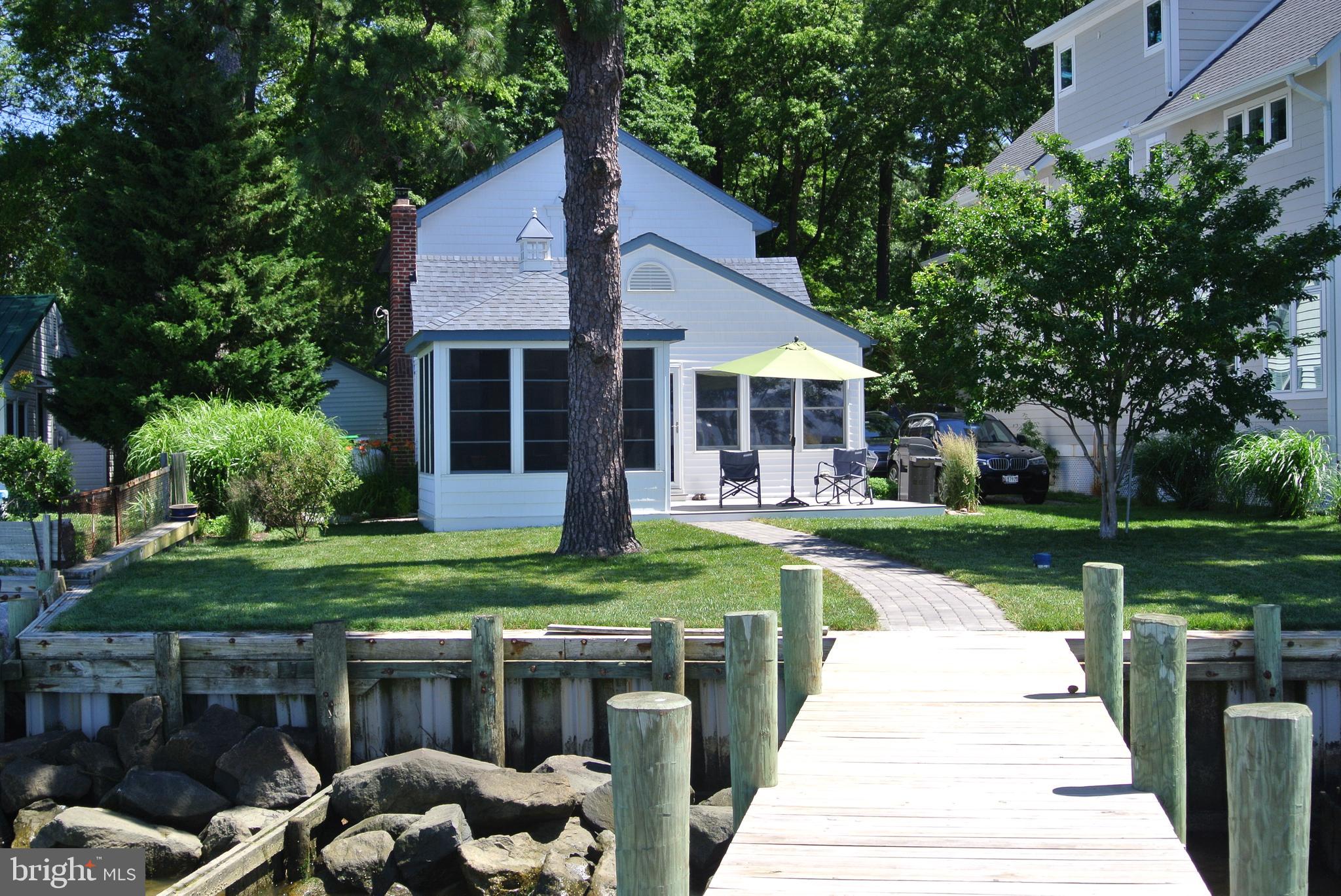 COBB ISLAND - Residential