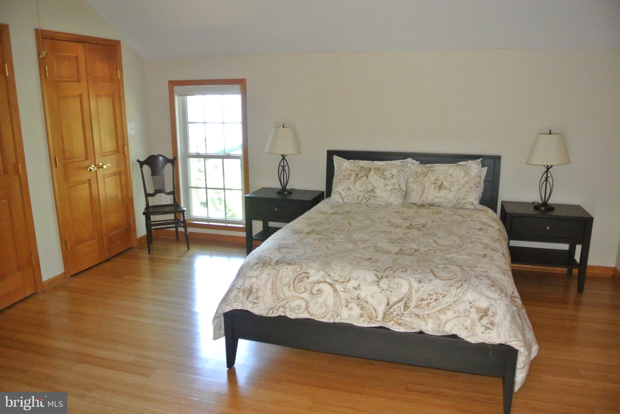 COBB ISLAND - Residential