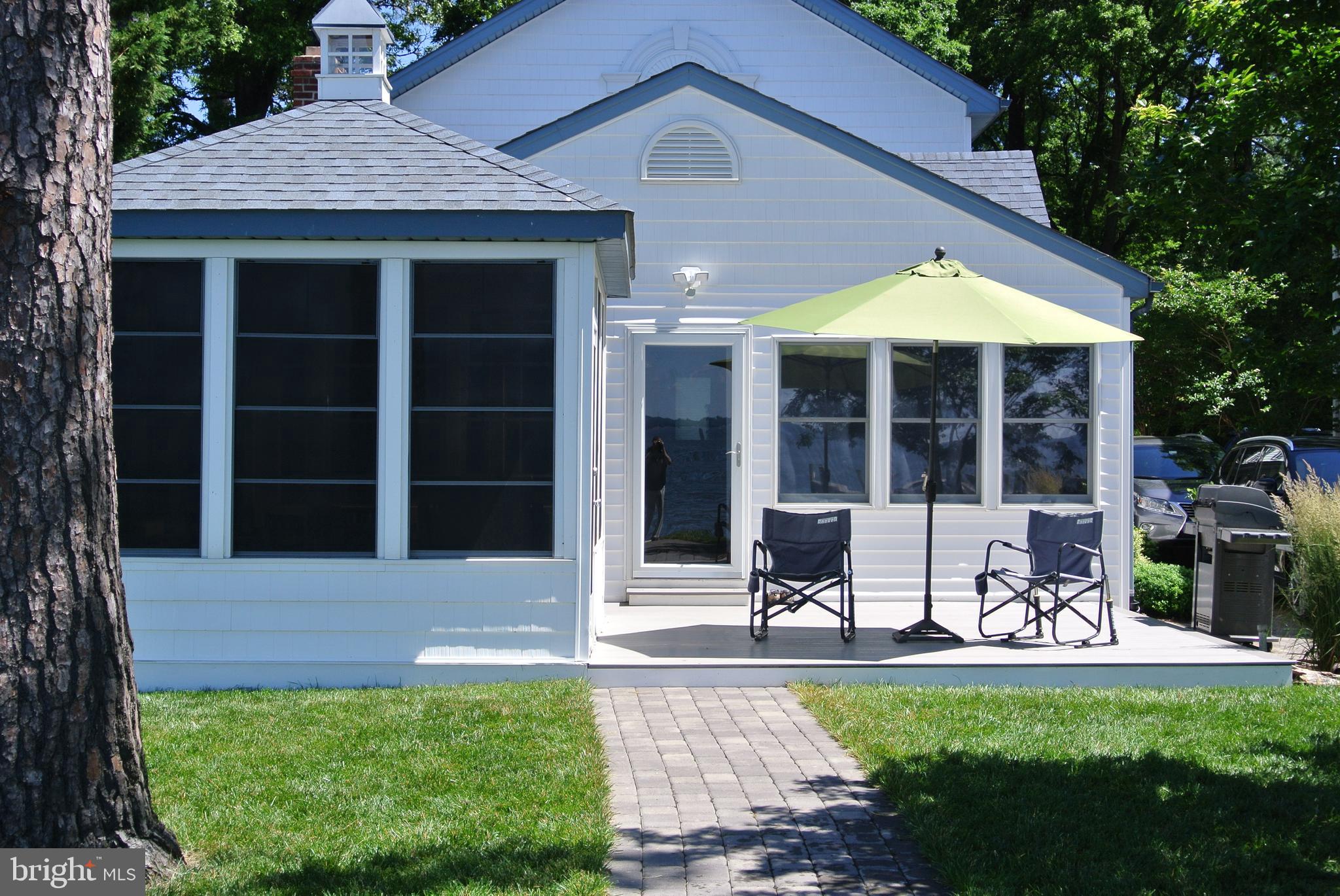 COBB ISLAND - Residential