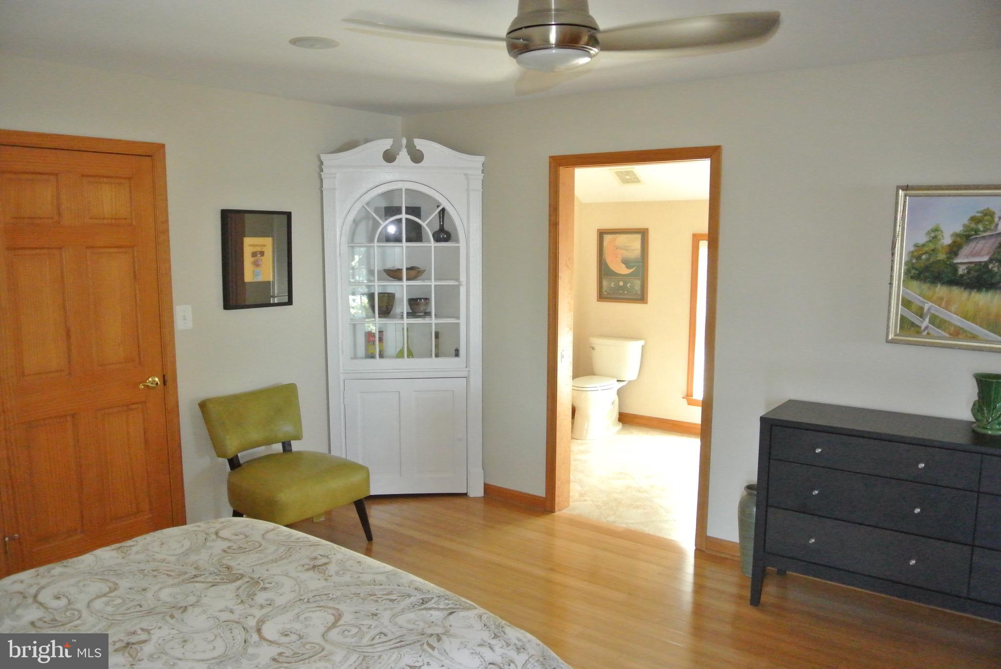 COBB ISLAND - Residential