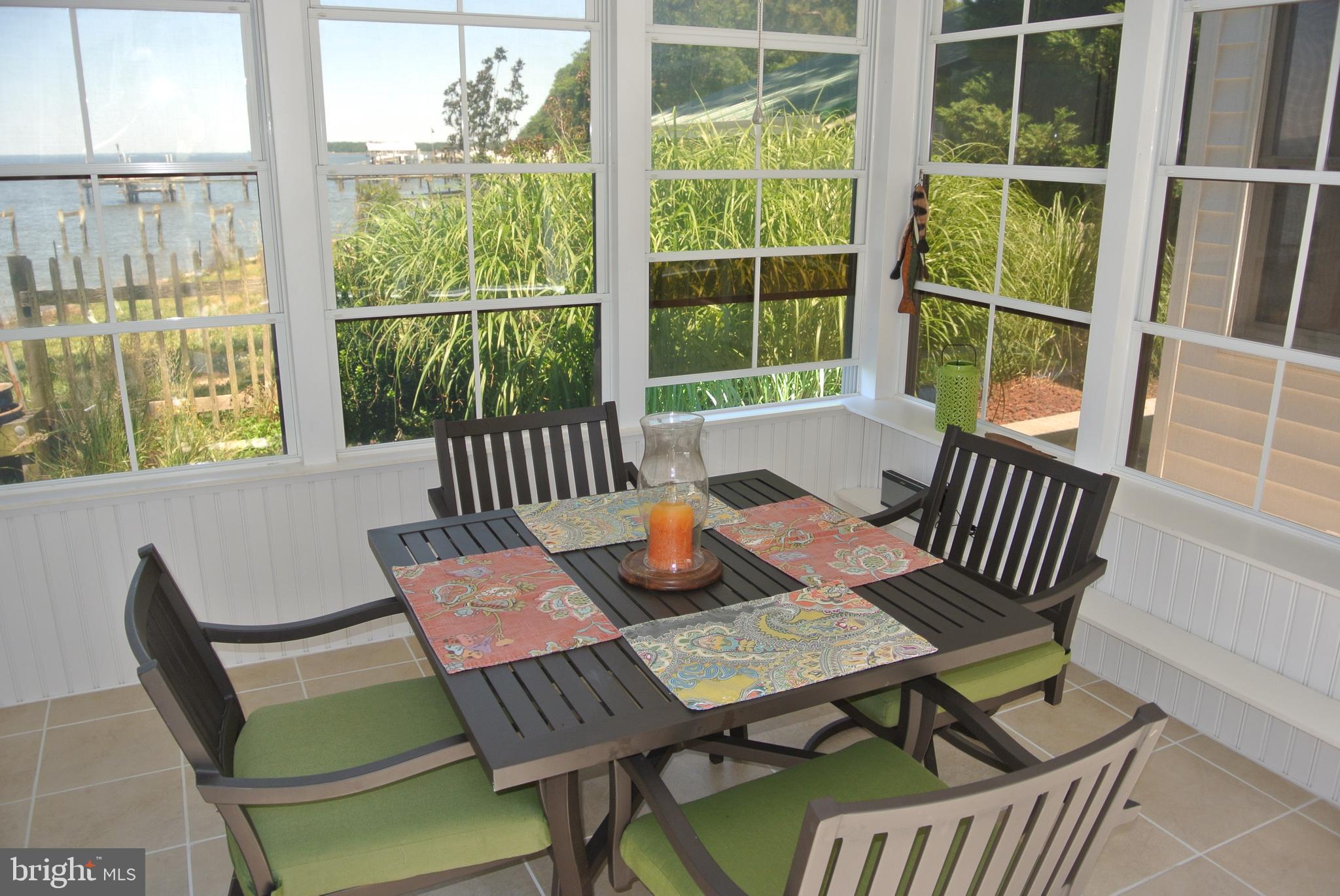 COBB ISLAND - Residential