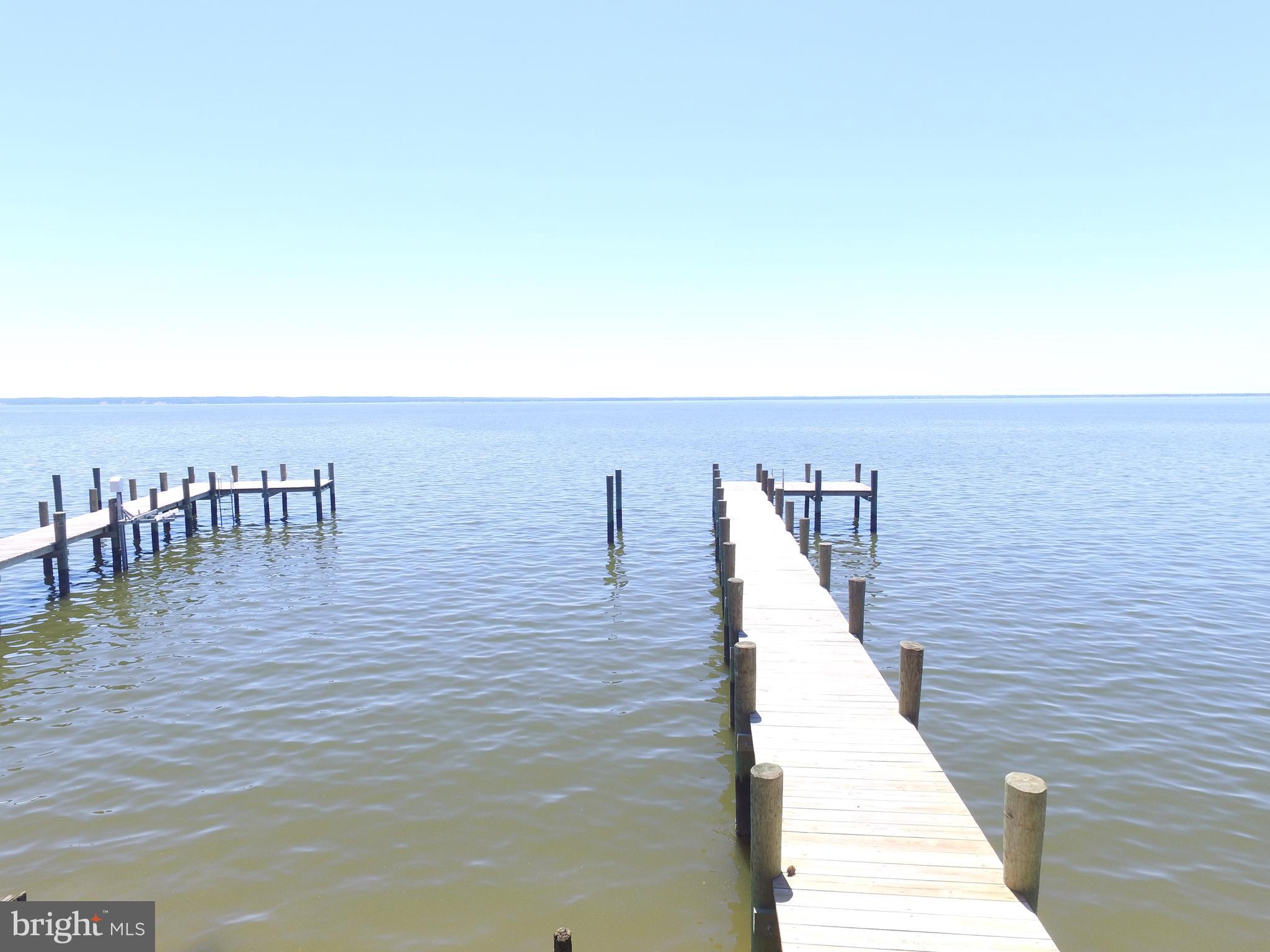 COBB ISLAND - Residential