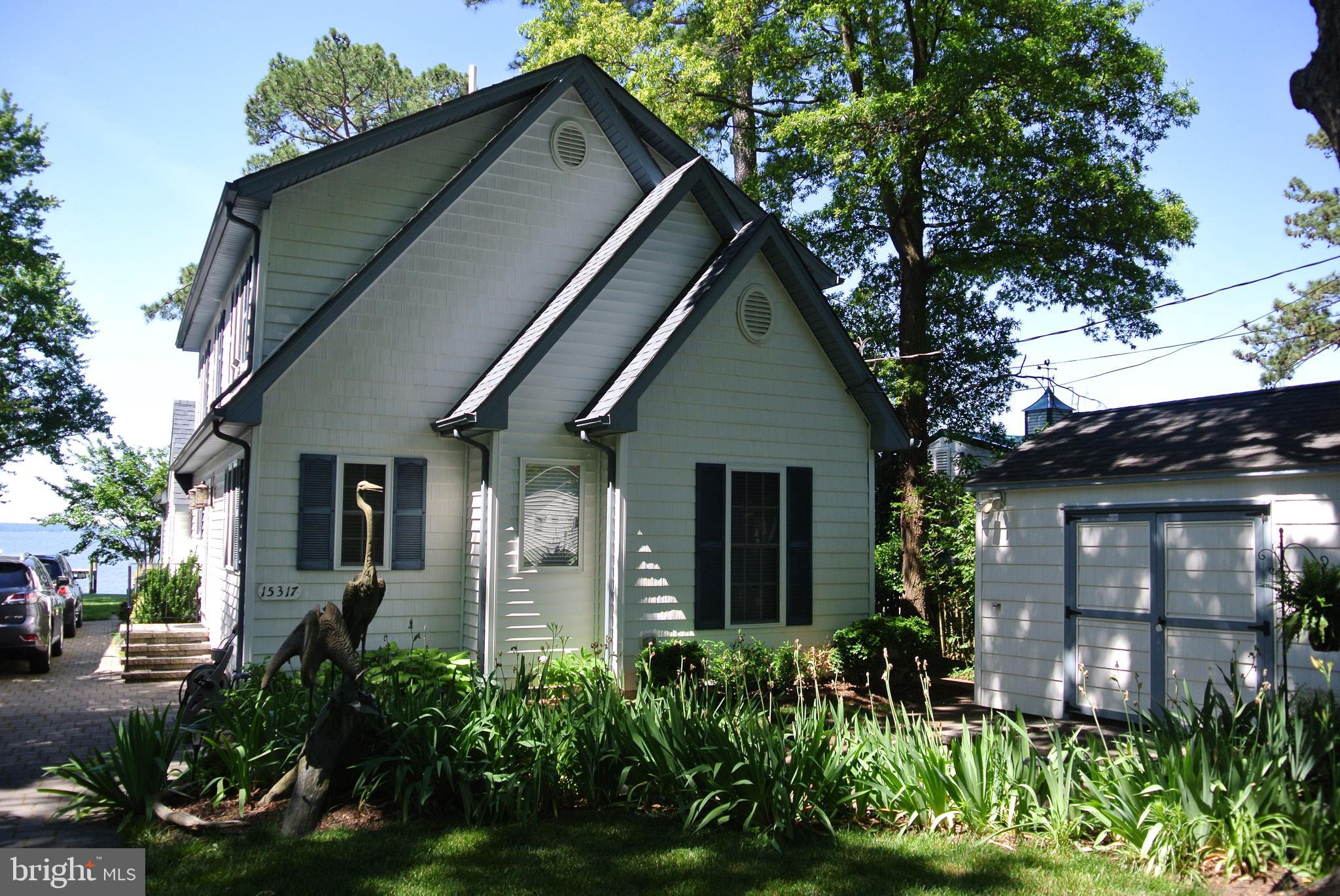 COBB ISLAND - Residential