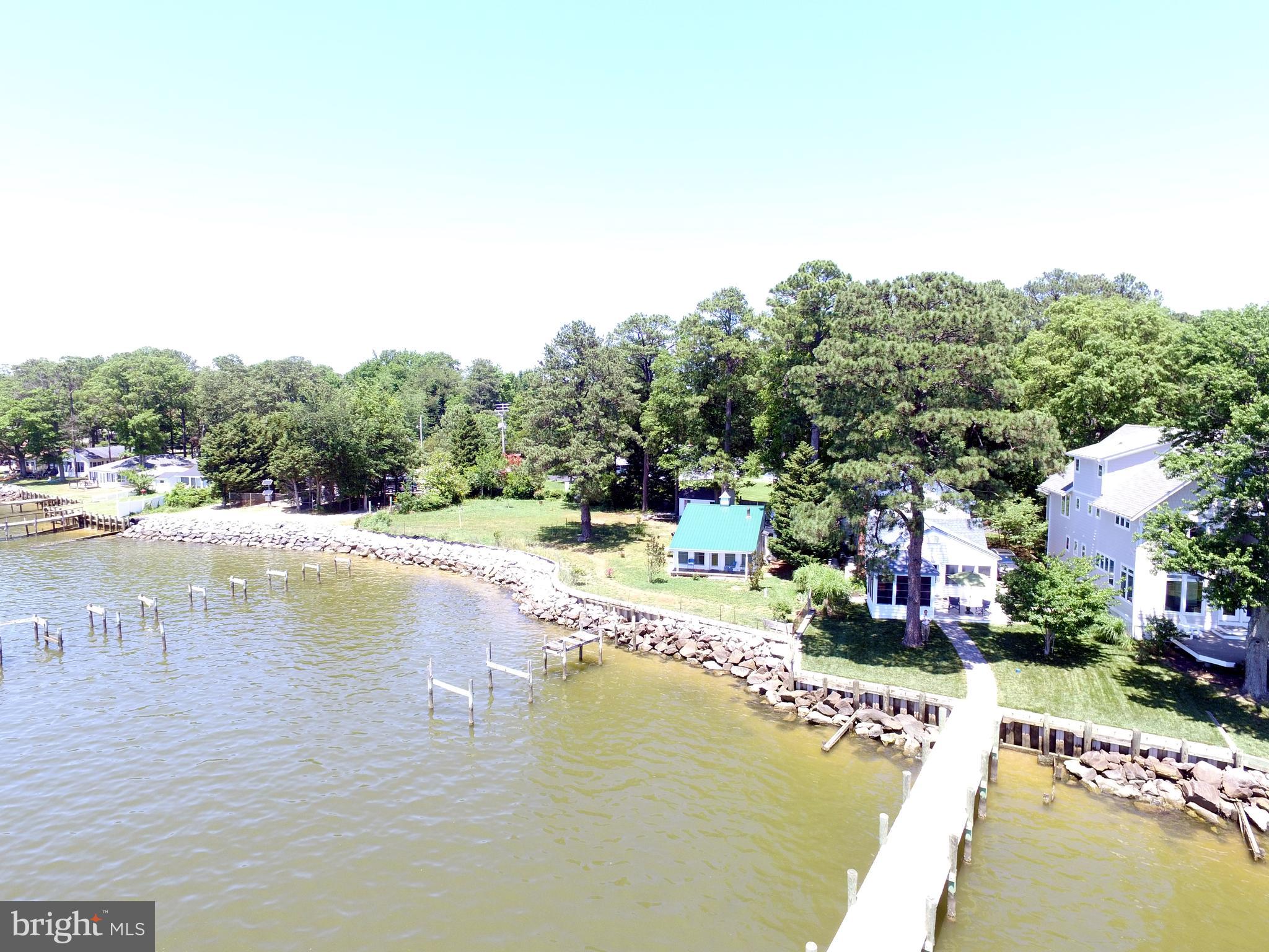 COBB ISLAND - Residential