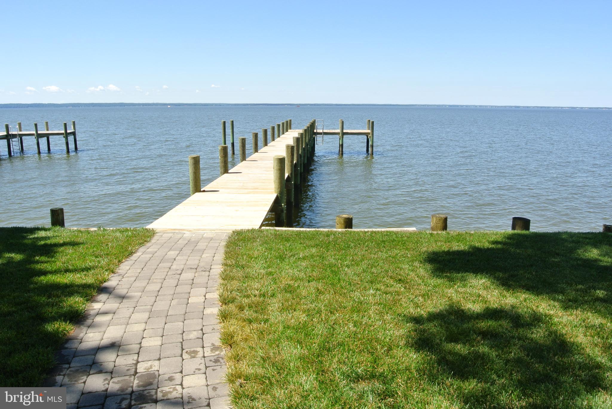 COBB ISLAND - Residential