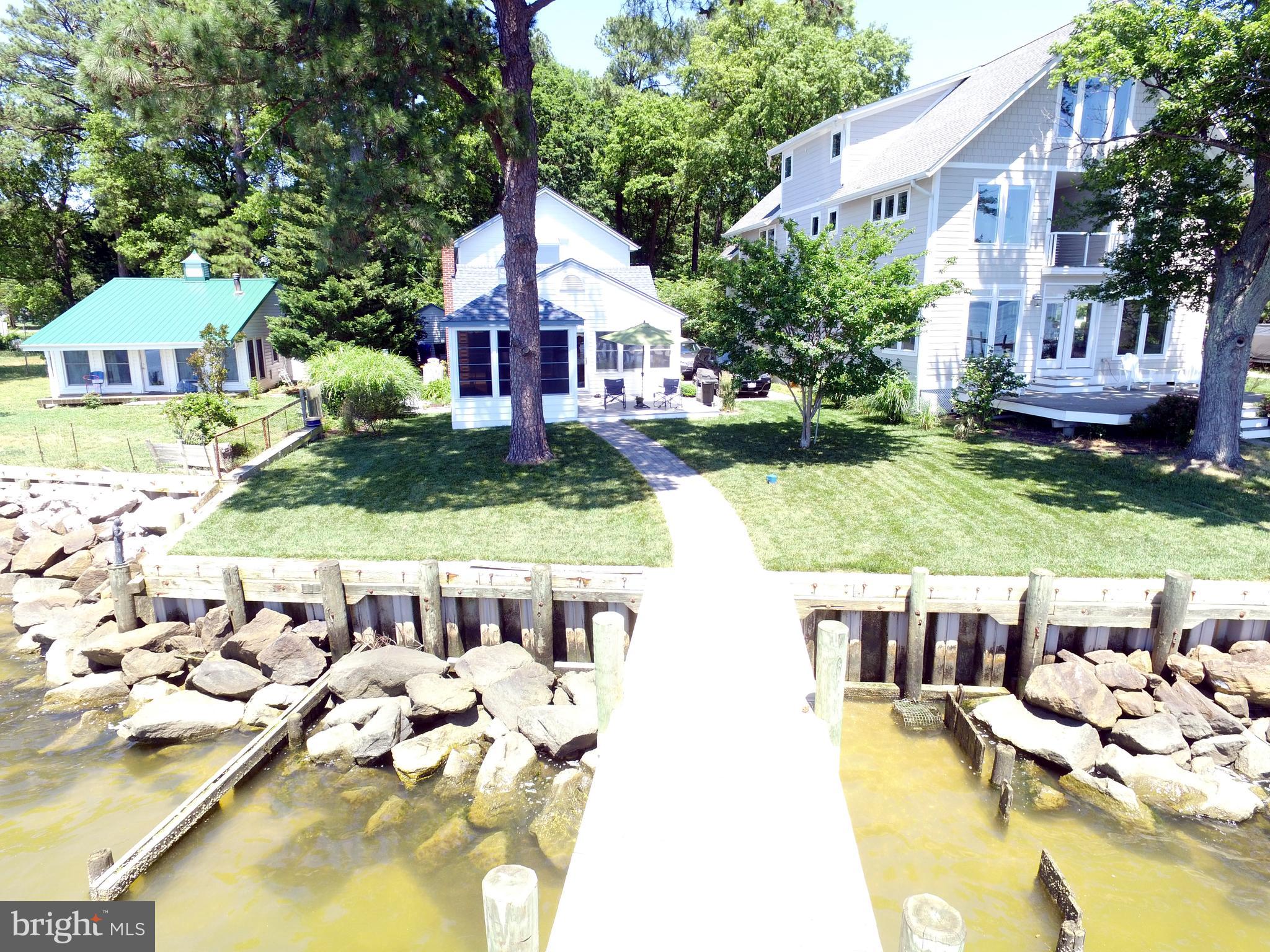 COBB ISLAND - Residential