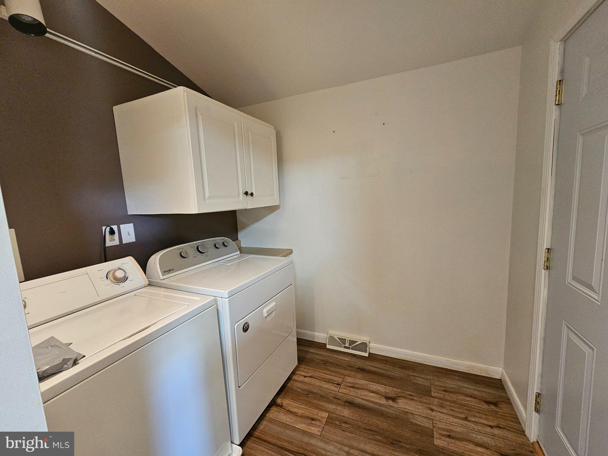 LONDONDERRY TOIWNSHIP - Residential