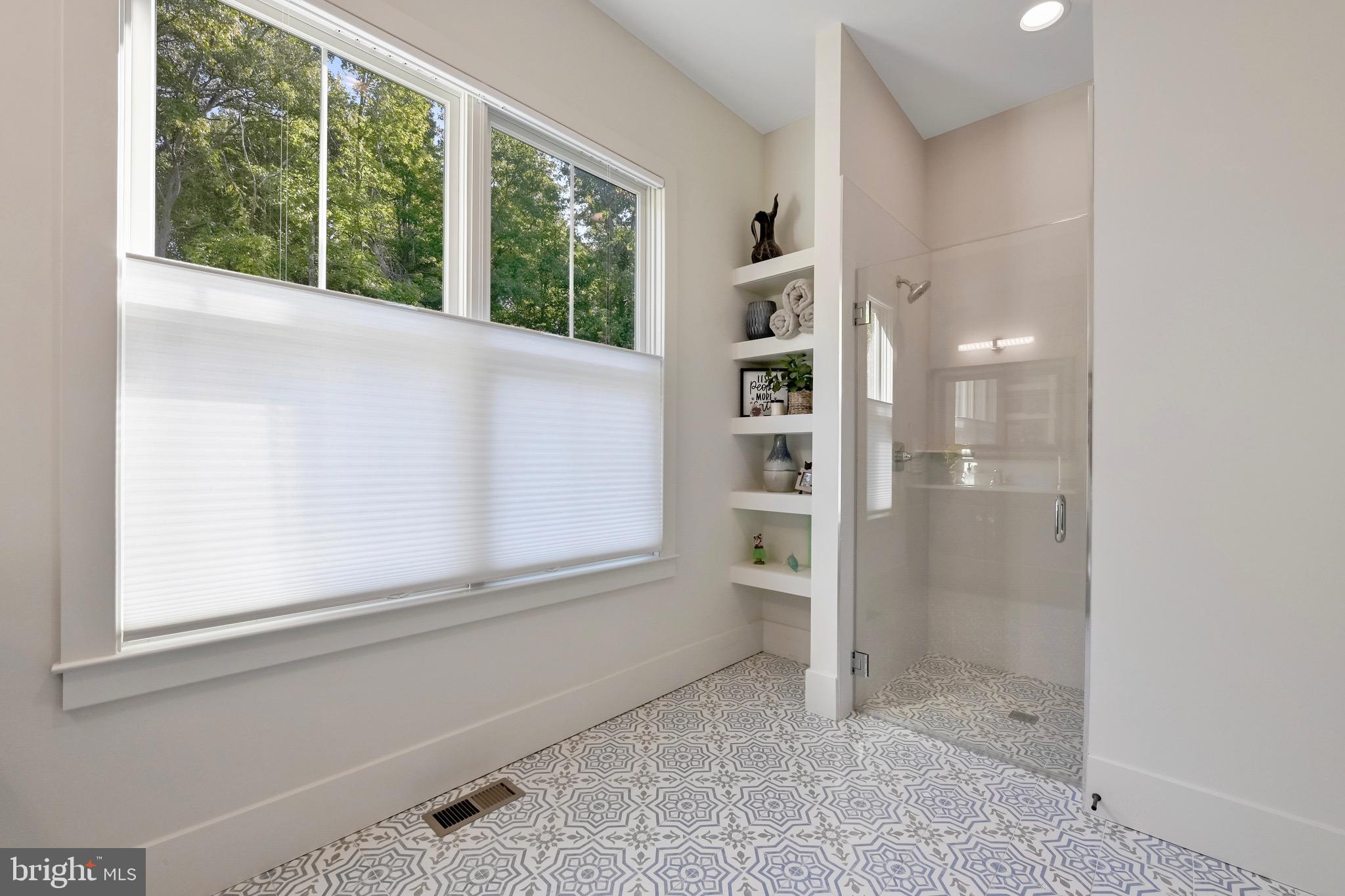 GALESVILLE - Residential