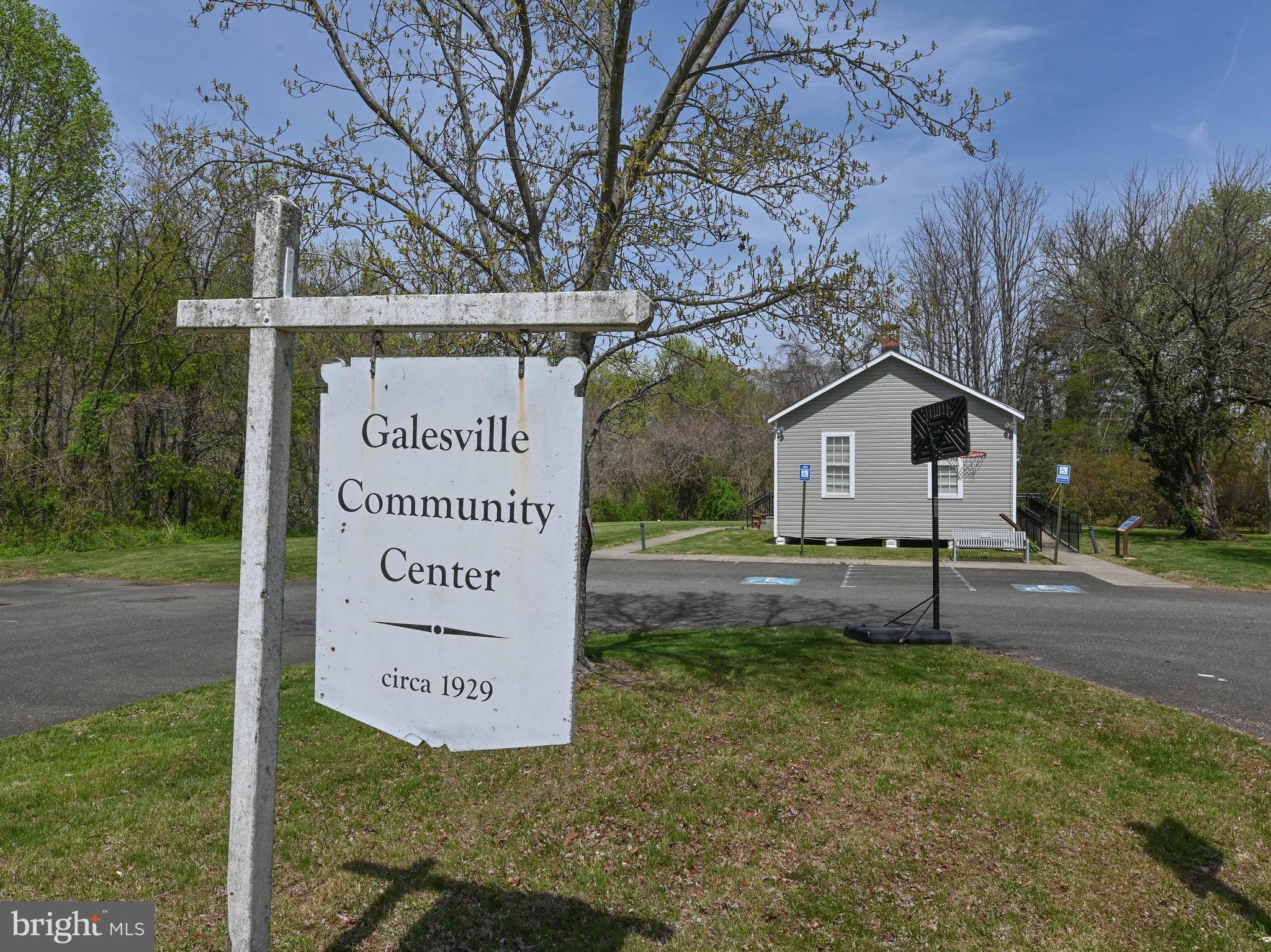 GALESVILLE - Residential