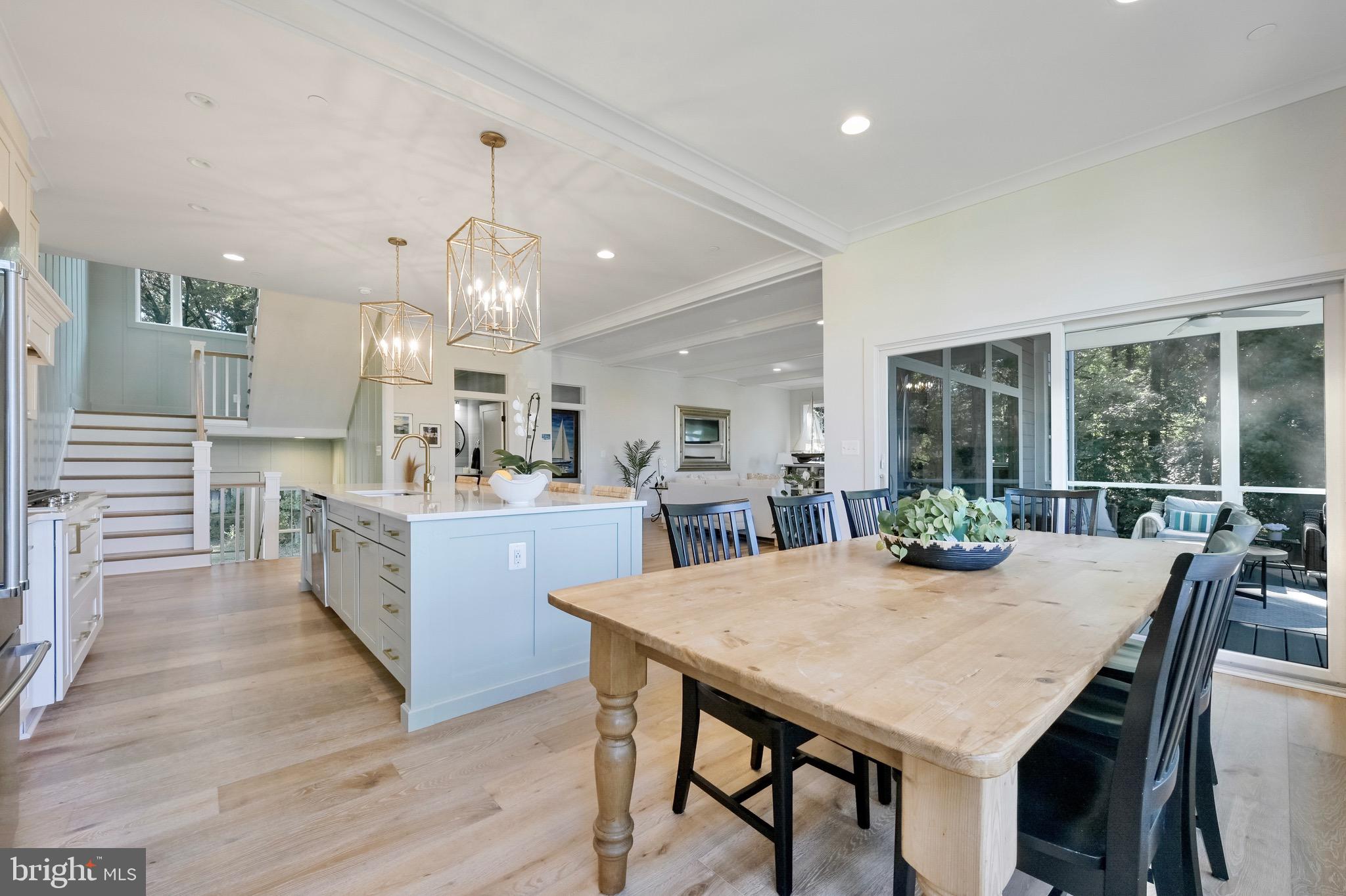 GALESVILLE - Residential