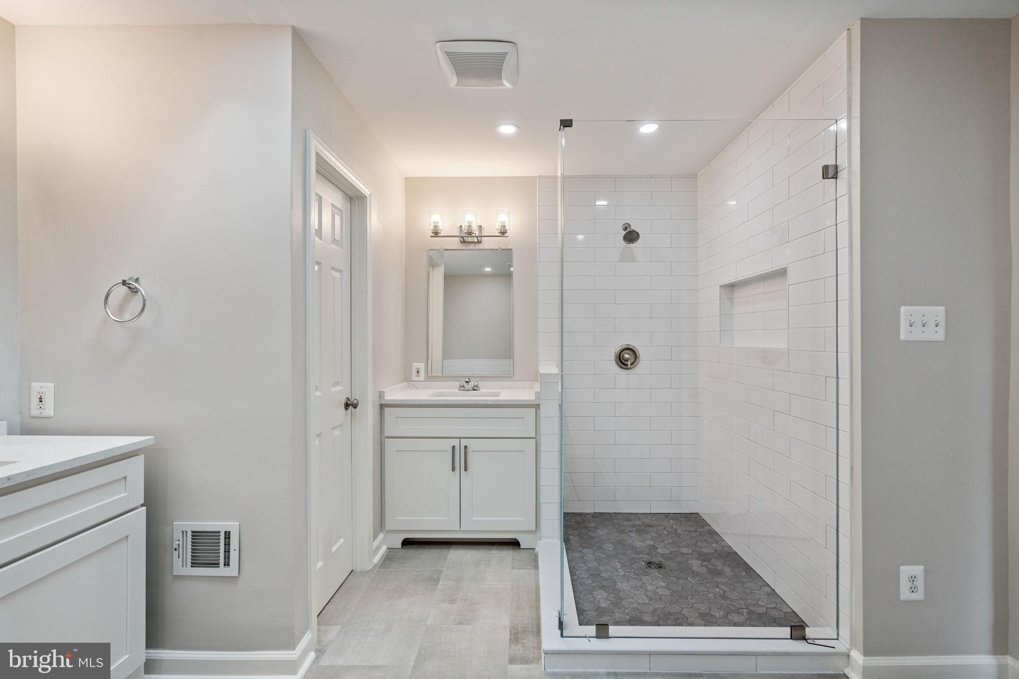 LITTLE ROCKY RUN - Residential