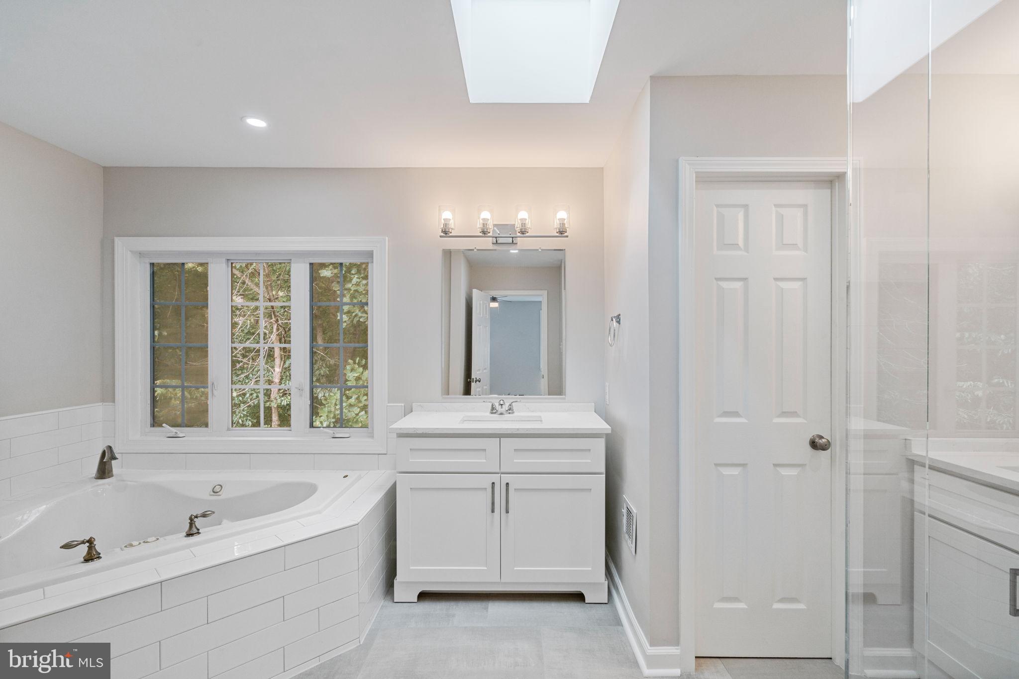 LITTLE ROCKY RUN - Residential