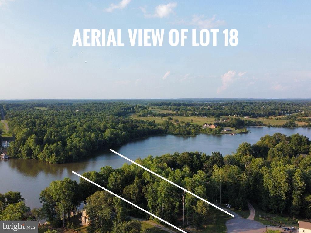 WOODLAND SHORES - Land