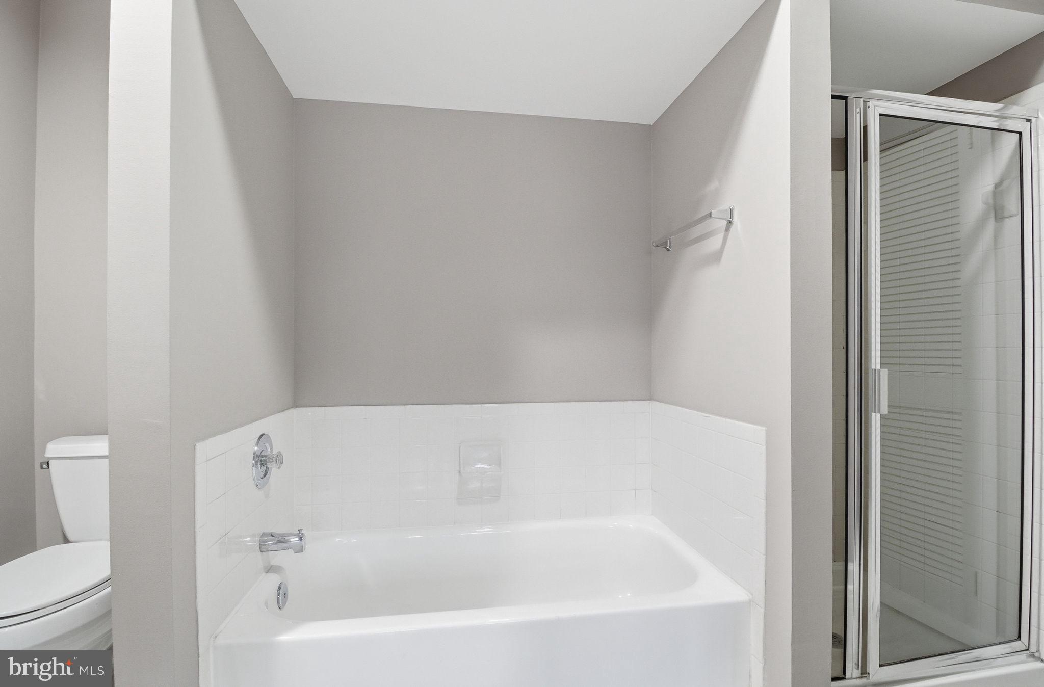 LAKE AUDUBON TERRACE - Residential Lease