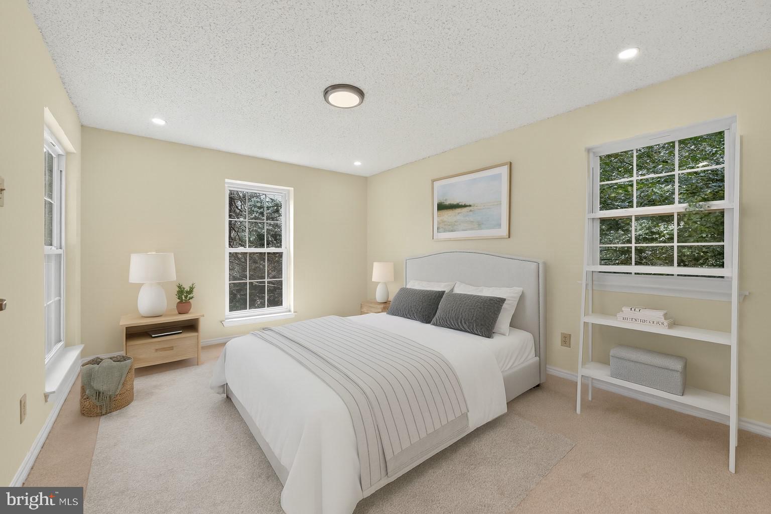 FOUNTAINS AT MCLEAN - Residential